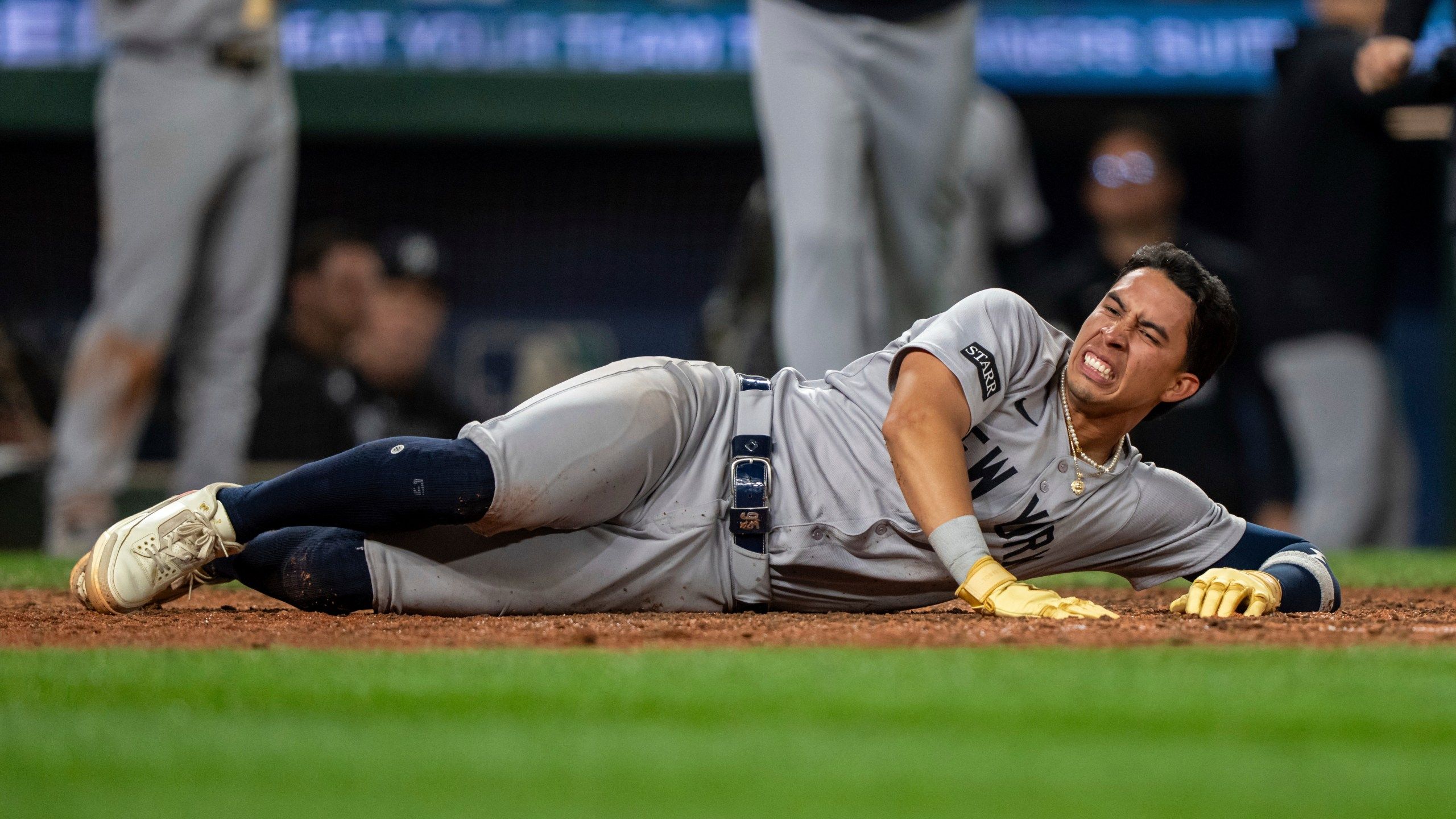 2560x1440 Yankees Third Baseman Oswaldo Cabrera Placed On 10 Day Injured List With Left Ankle Fracture