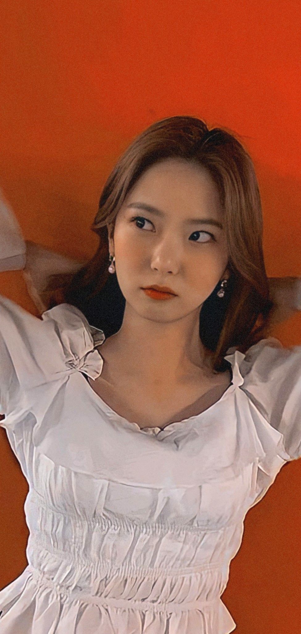 975x2048 Yujin (유진) girlfriend material wallpaper //lockscreens. . like or reblog