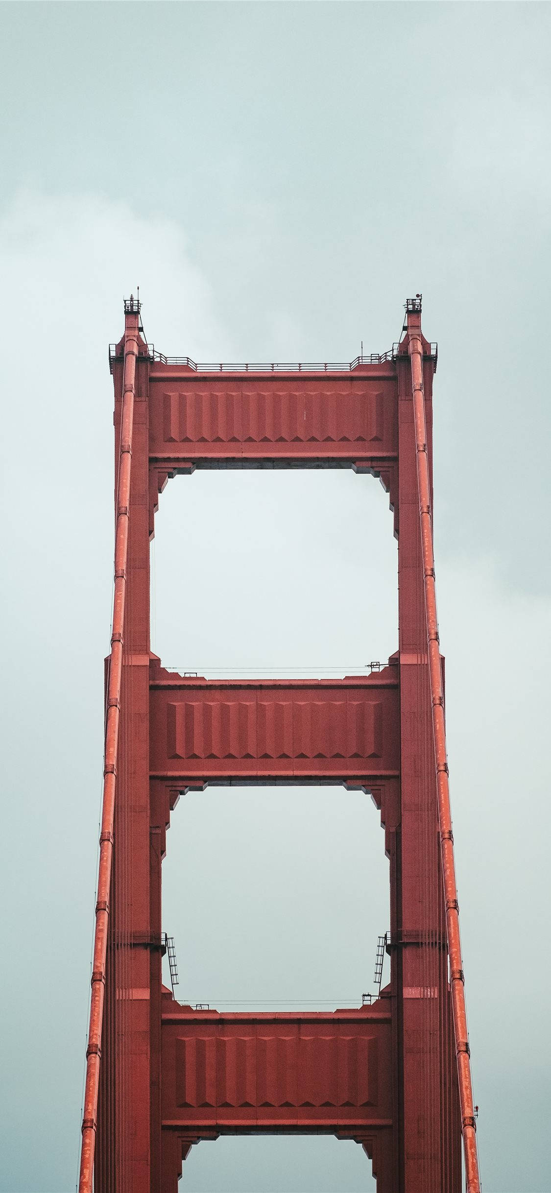 1125x2436 Download Golden Gate Bridge Red Pylon Wallpaper