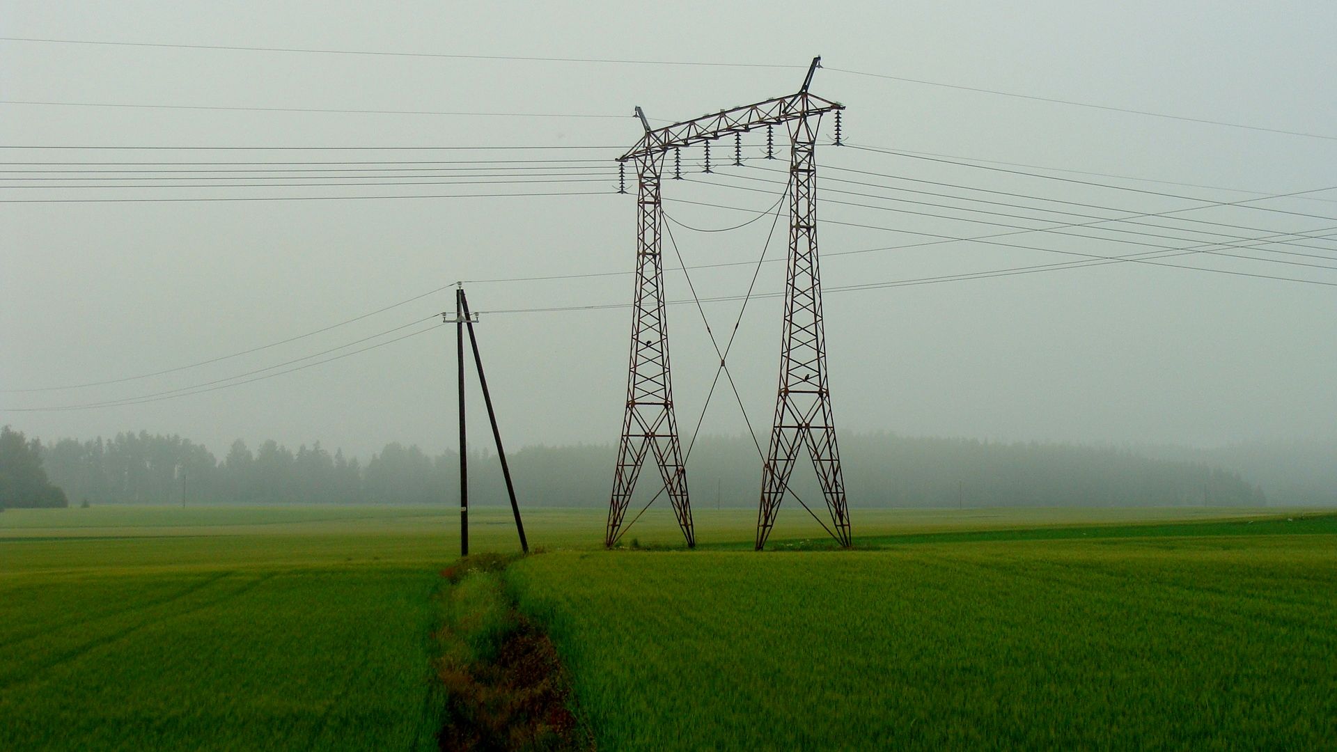 1920x1080 Electricity pylon on