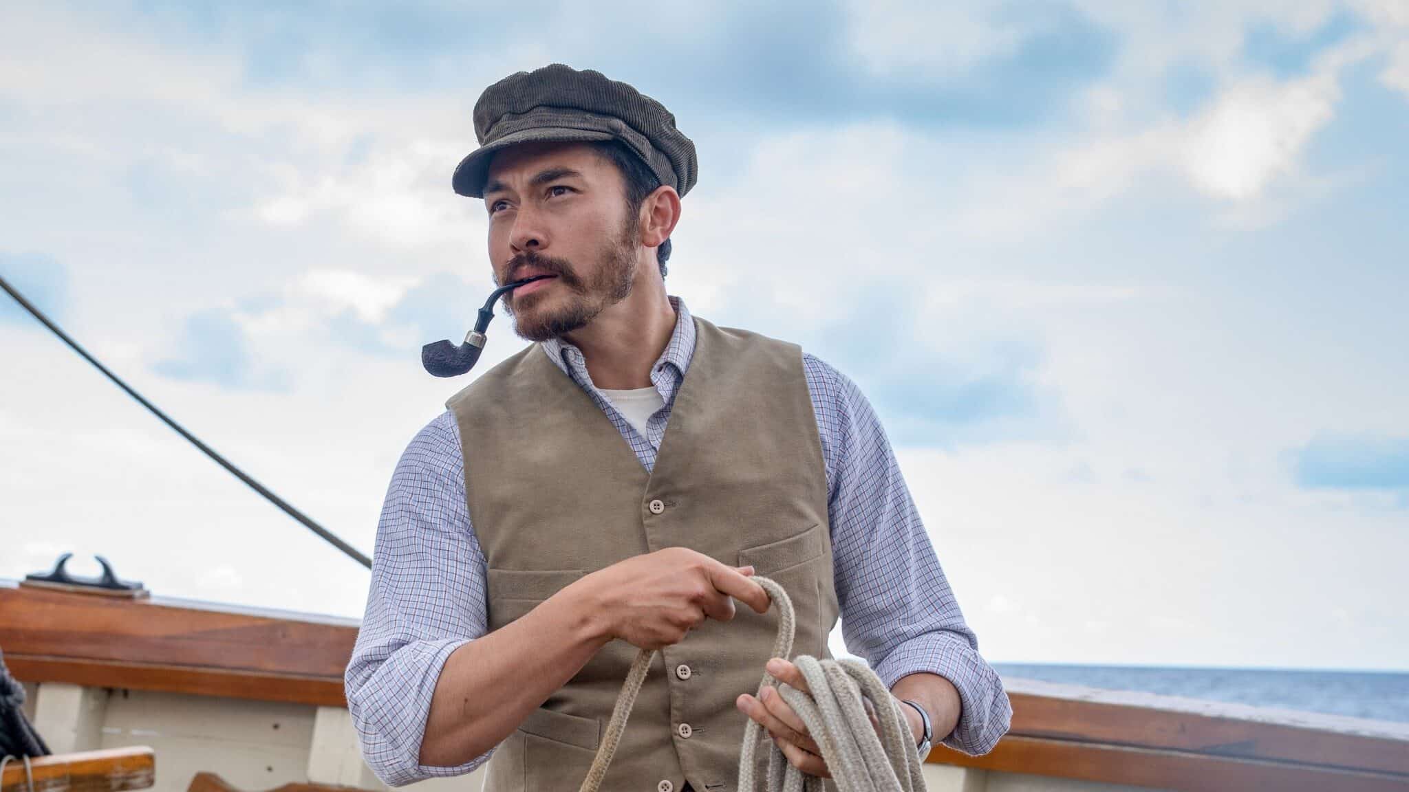 2048x1152 Henry Golding has fun in 'The Ministry of Ungentlemanly Warfare'