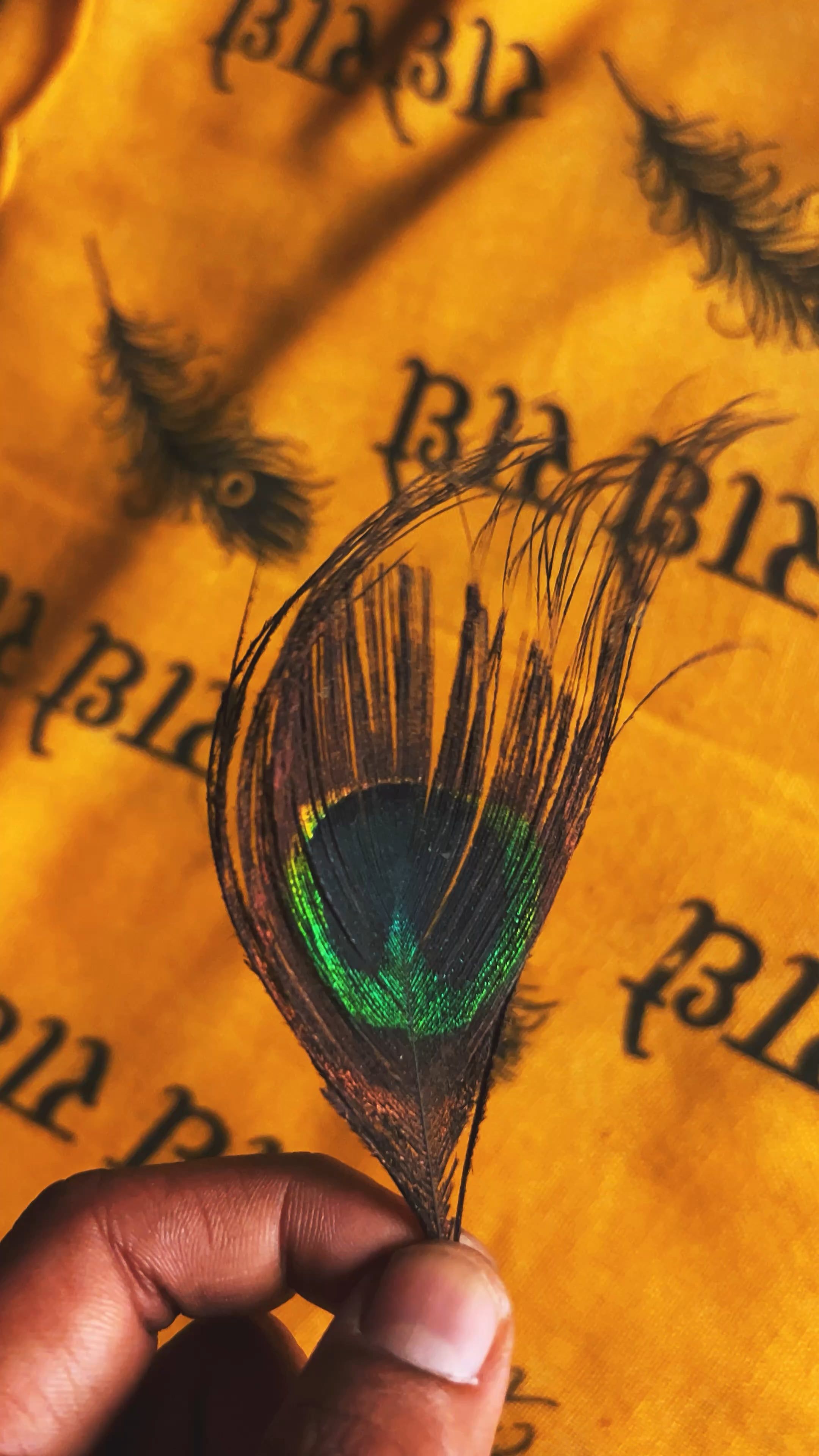 2160x3840 Made an Artwork of Radha Krishna. To download this wallpaper, follow the link in the comment section.Radhe Radhe