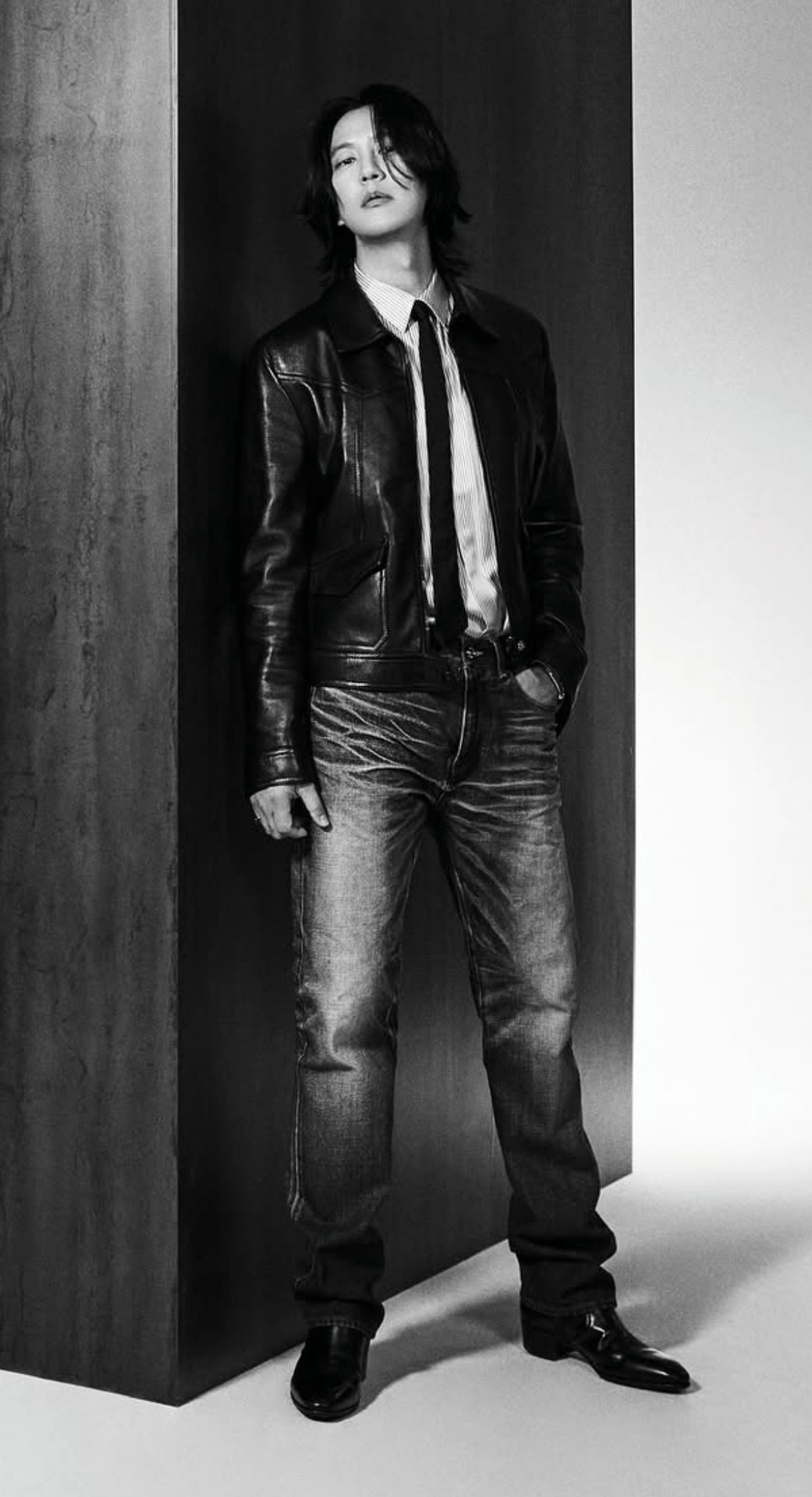 1170x2156 Kim Namgil Wallpaper Free Download. High Quality Korean Actor & Actress Photo Collection