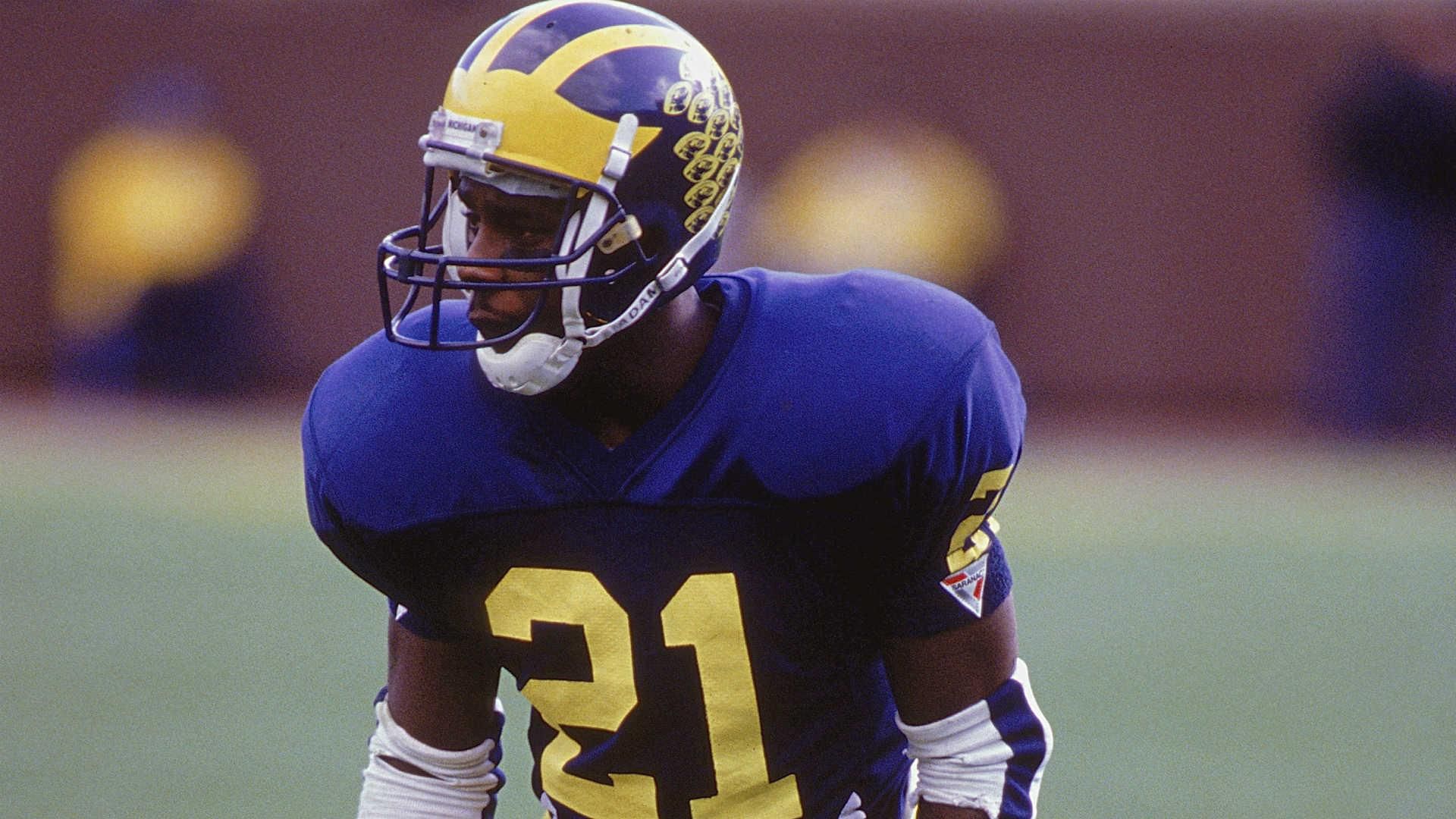 1920x1080 Michigan retires Howard's number, nixes 'Legends' jerseys