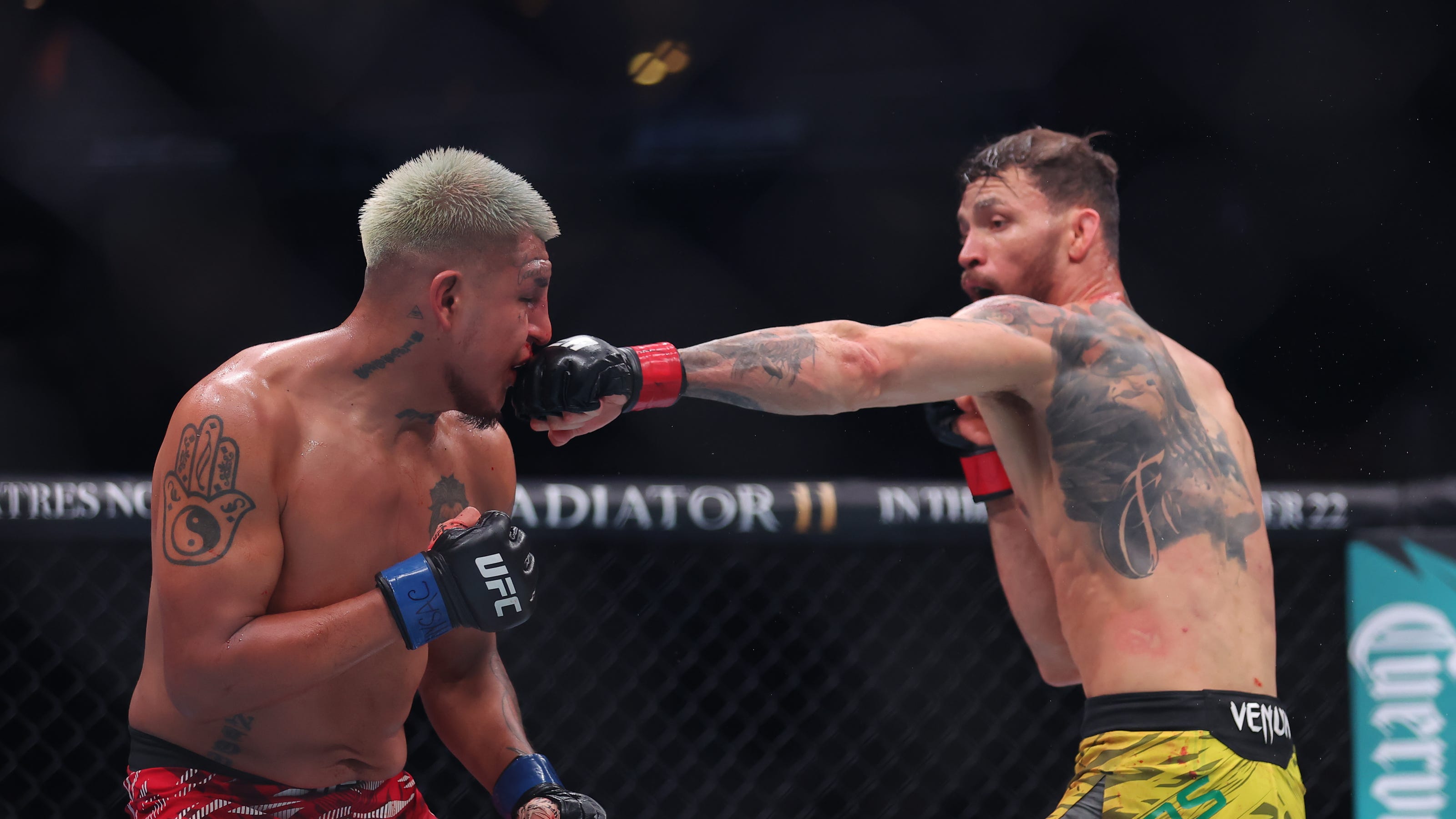 3200x1801 Mauricio Ruffy def. James Llontop at UFC 309: Best photo
