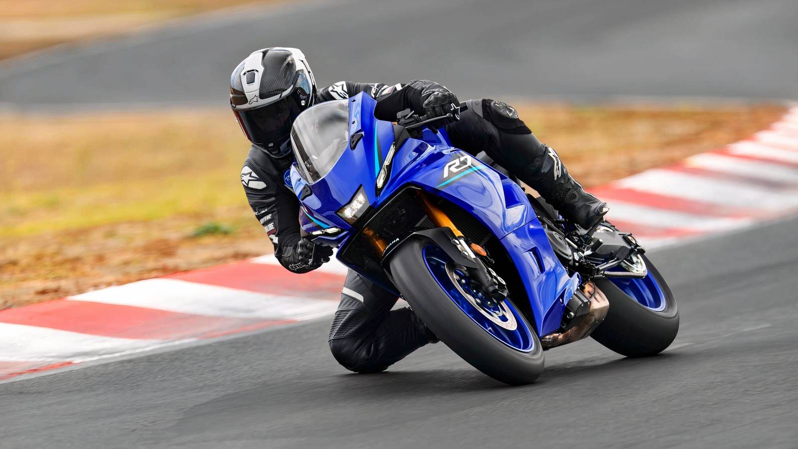 1600x900 Watch Out Suzuki, The New Yamaha R7 Is Here In America At A Competitive Price