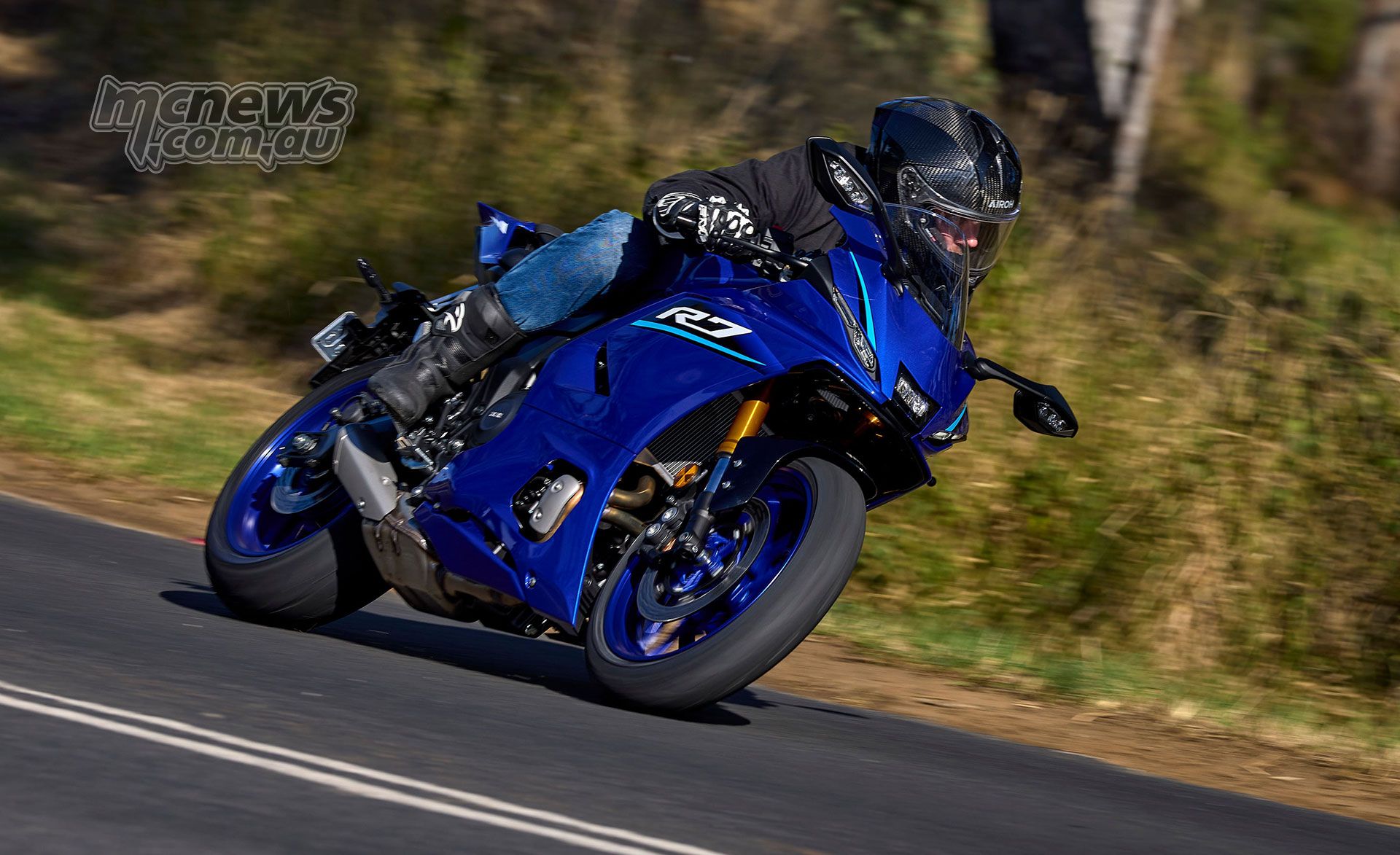 1920x1173 Yamaha R7 Review. LAMS and HO road and track test