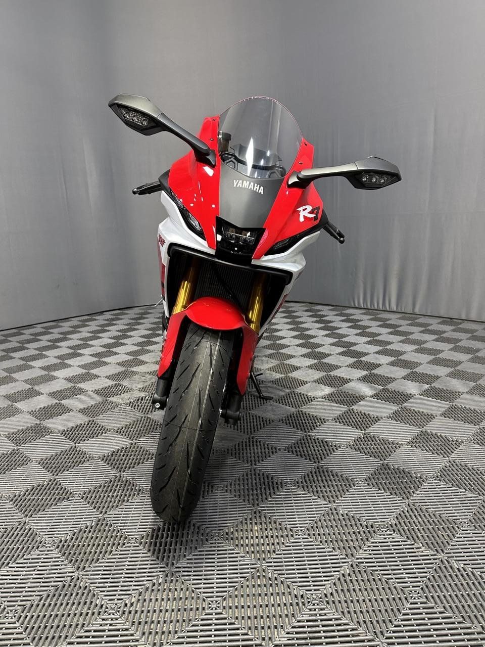960x1280 Yamaha YZF R7 70TH Anniversary Edition. Moon Motorsports Monticello MN
