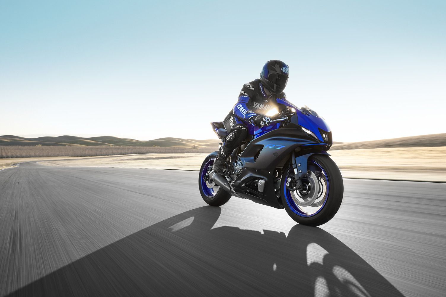 1504x1003 Yamaha Unveils All New 2022 YZF R7 Supersport Motorcycle