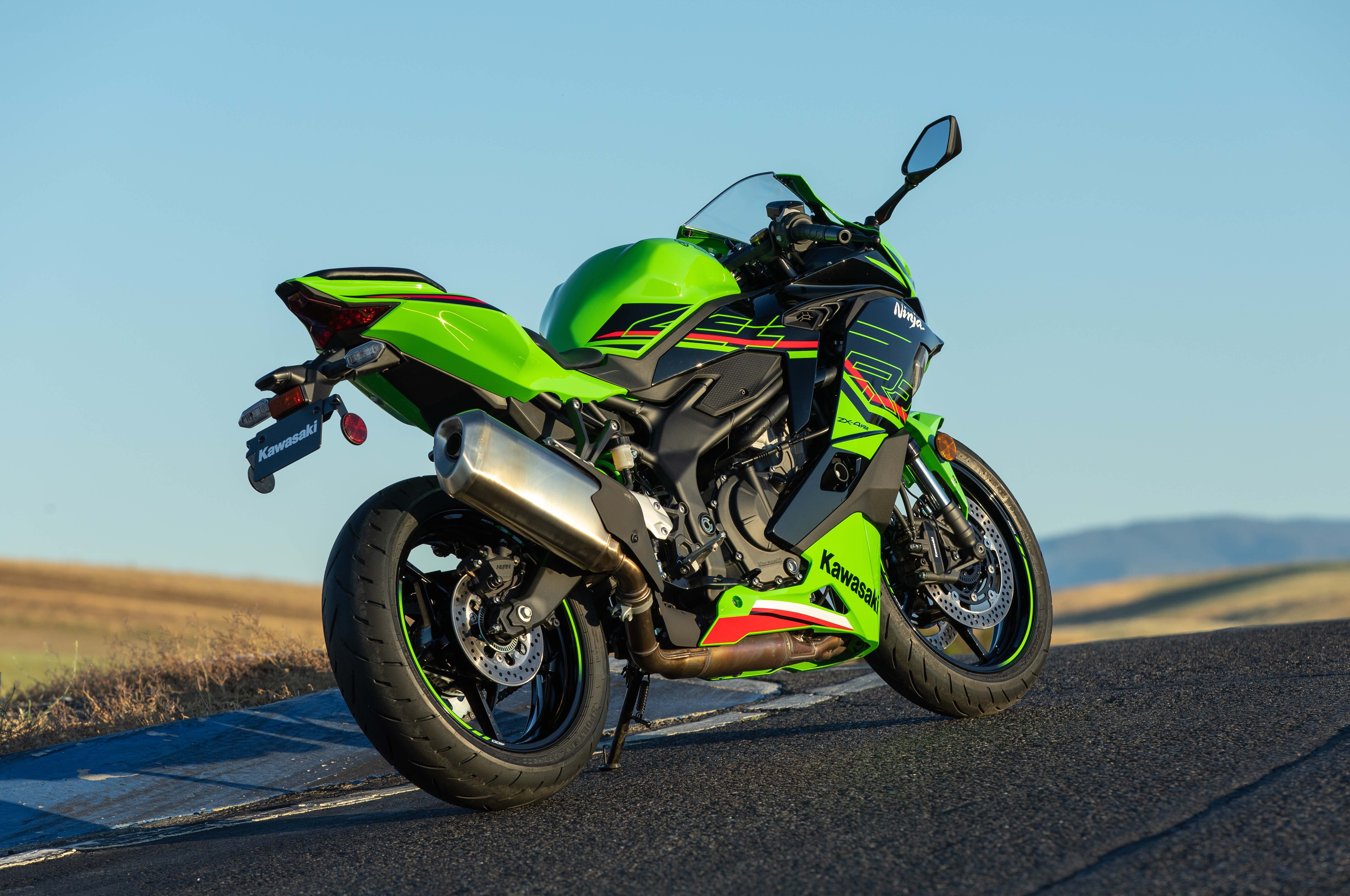 5509x3656 Kawasaki ZX 4RR First Ride Review