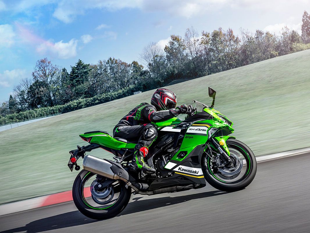 1066x800 New 2025 Kawasaki Ninja® ZX™-4RR KRT Edition ABS, Valparaiso IN. Specs, Price, Photo. Lime Green / Ebony / Pearl Blizzard White