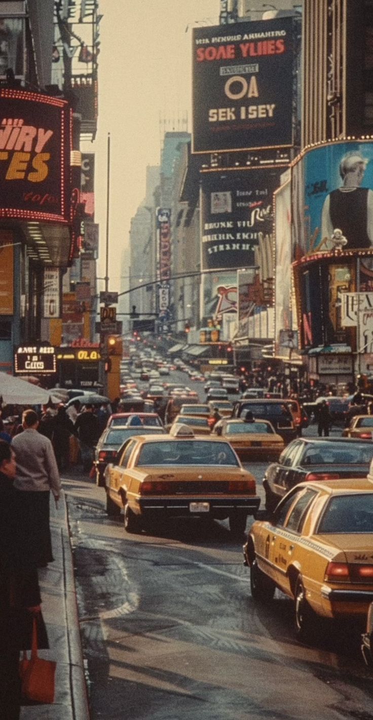 736x1419 Vintage new york picture. Abandoned nyc, New york 90s wallpaper, City wallpaper