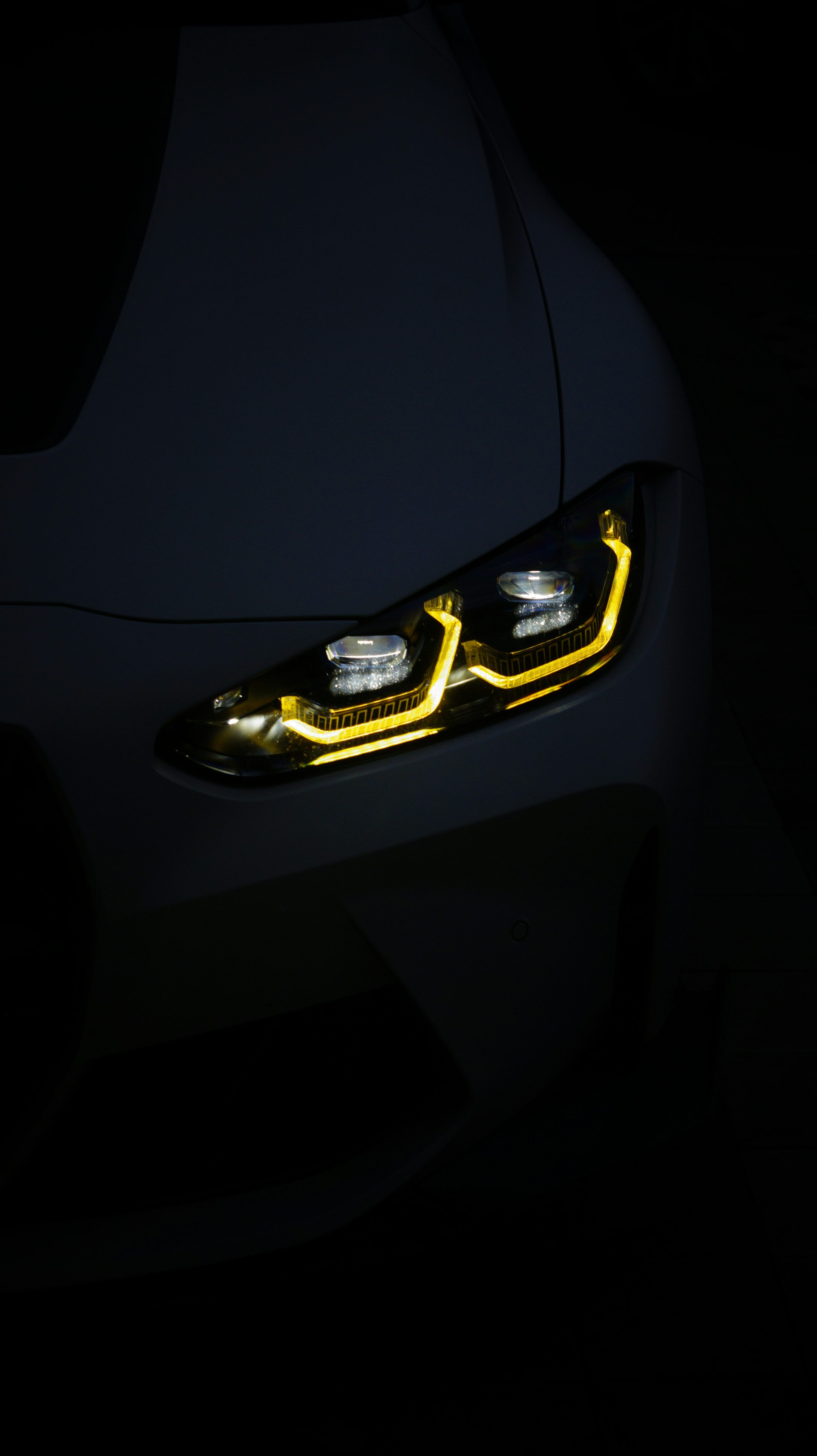 3000x5342 Bmw Headlight Picture. Download Free Image