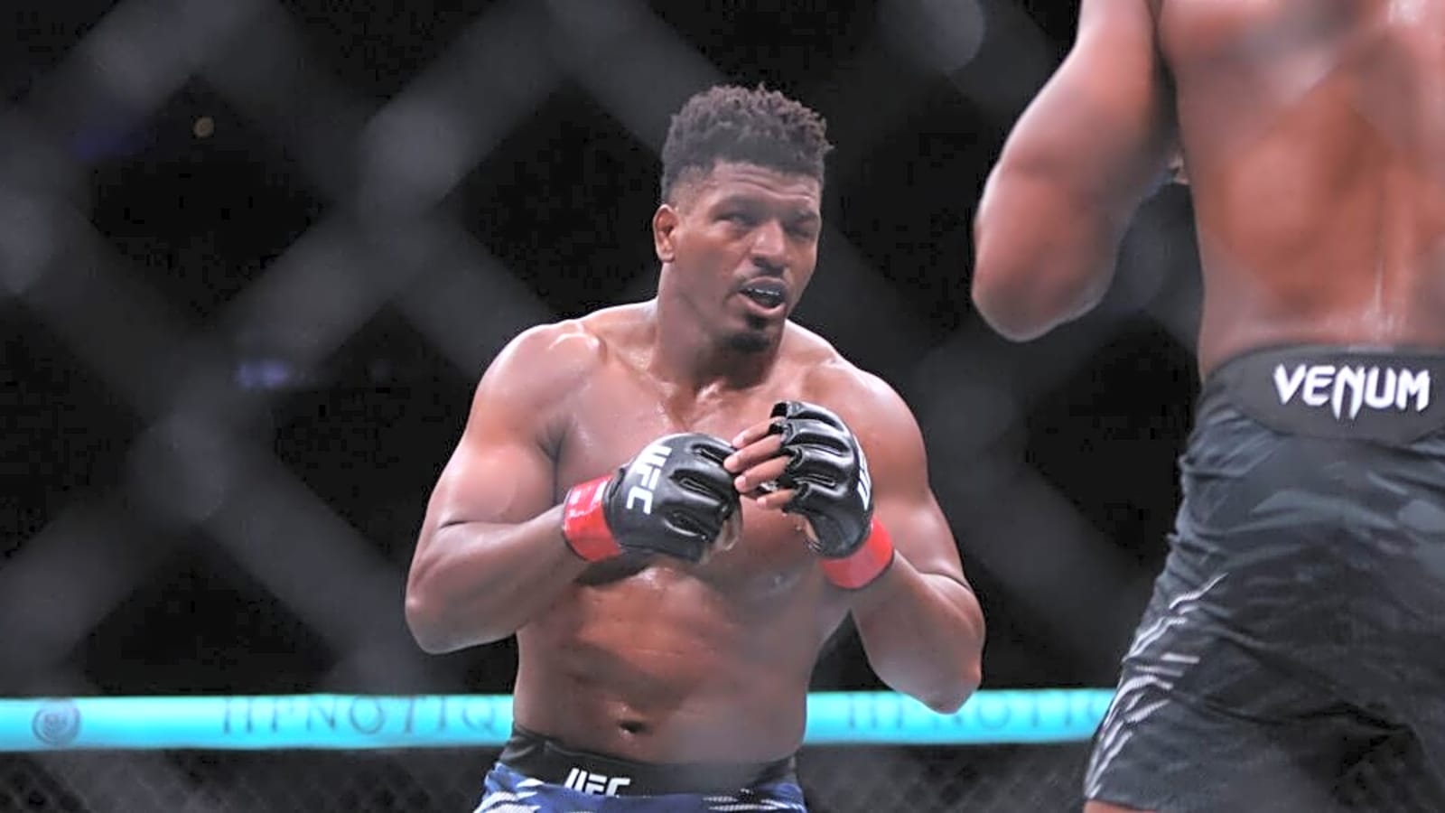 1600x900 Who Is Alonzo Menifield? Meet the Former College Football Player Who Turned Into UFC's Most Dangerous Knockout Artists