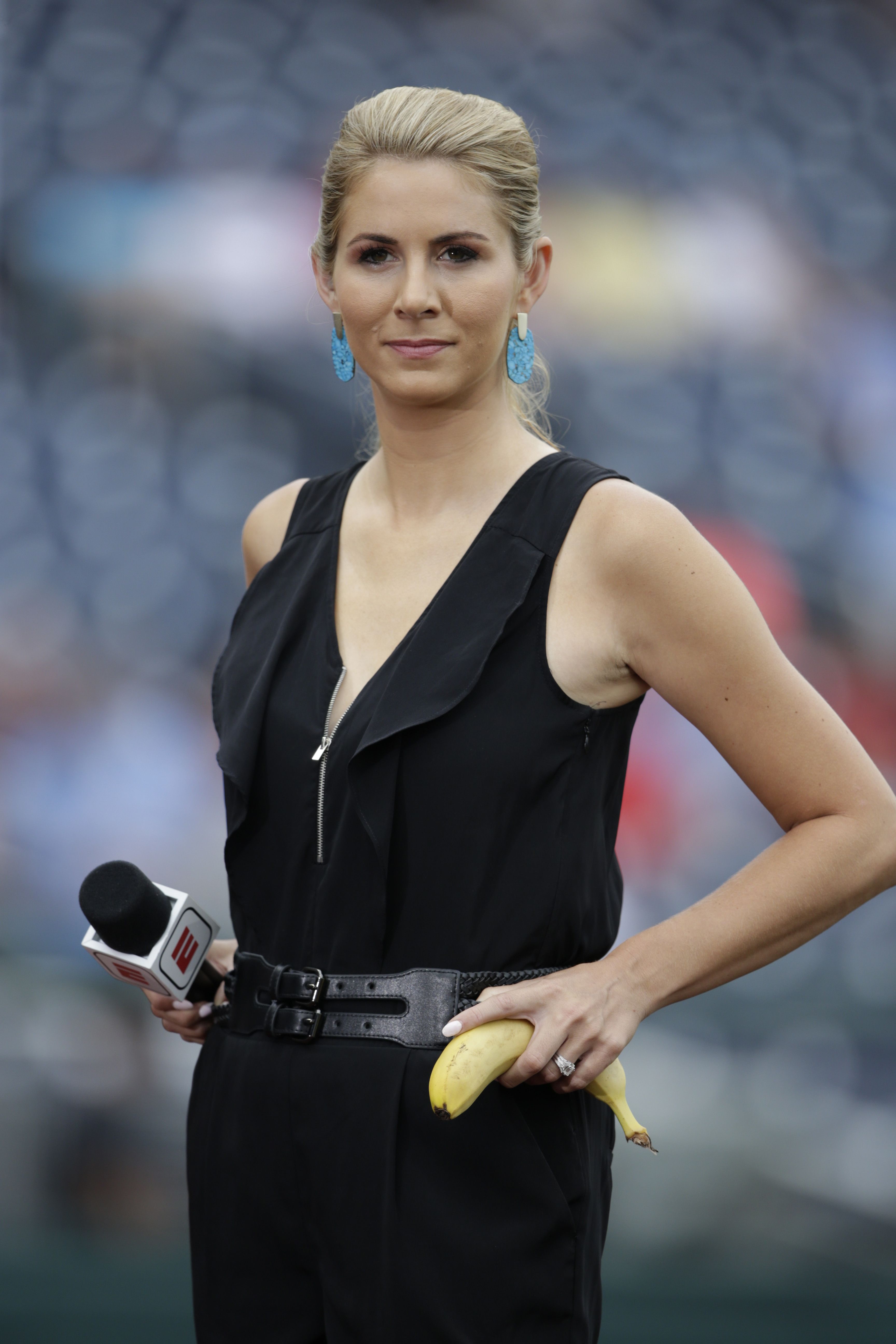3456x5184 St. Petersburg native Laura Rutledge 'excited' for opportunity to host 'NFL Live'