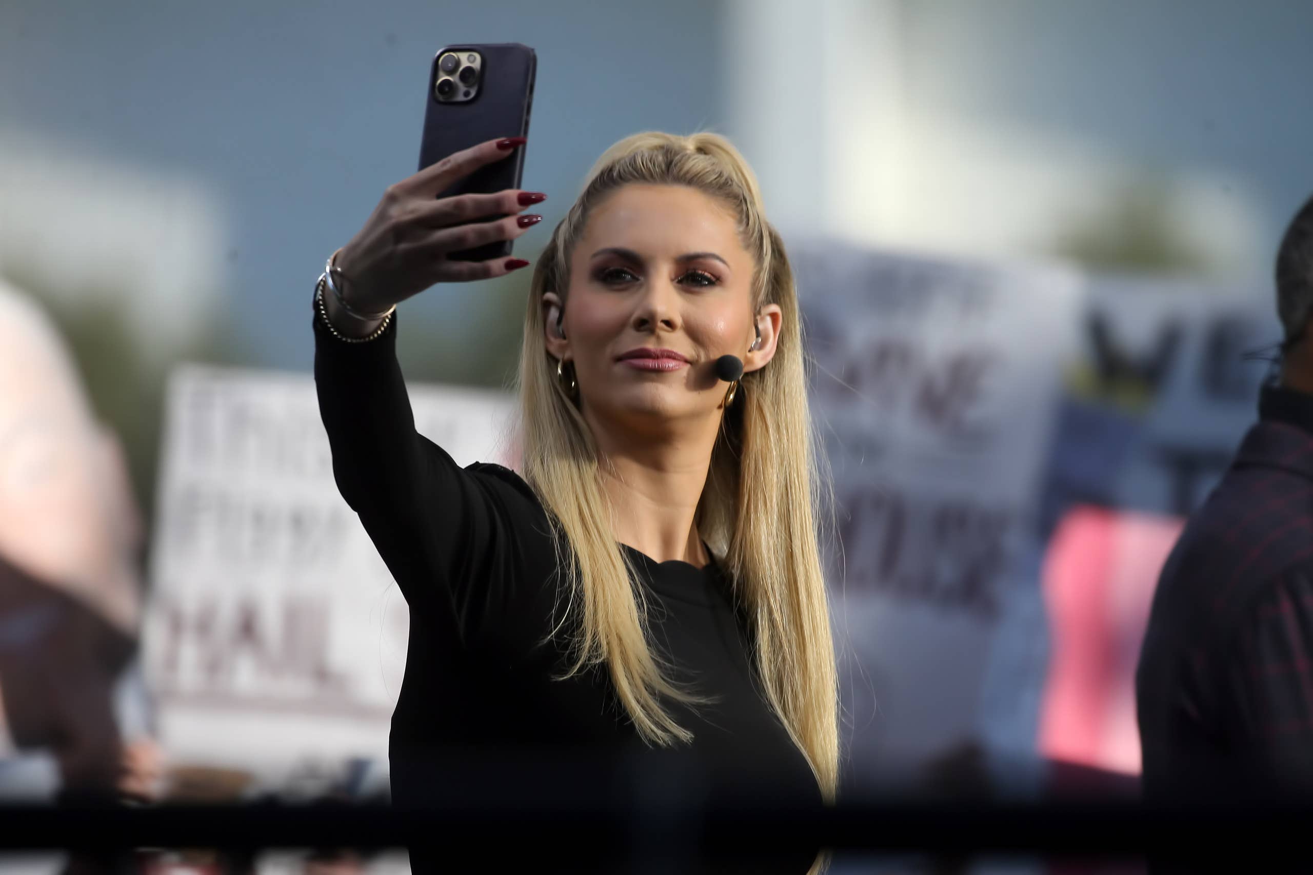 2560x1707 ESPN Is Getting Called Out For Its Treatment Of Laura Rutledge