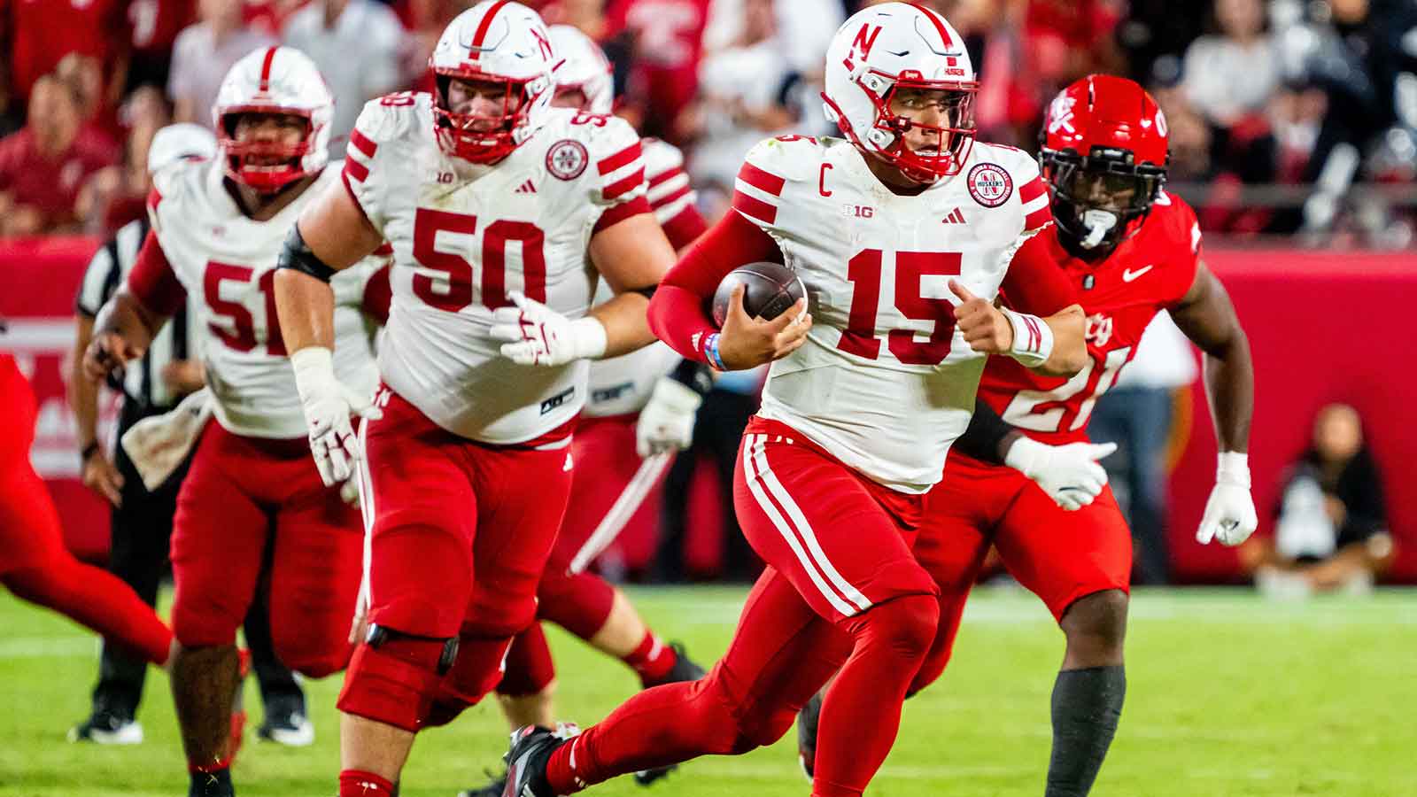 1600x900 Oregon football news: Dylan Raiola cleared from broken leg during spring ball