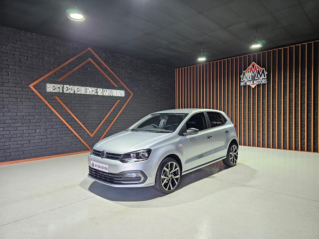 1024x768 Volkswagen VW Polo Vivo Hatch 1.4 Q2FyTGlzdGluZzo0OTcyMjM R279900