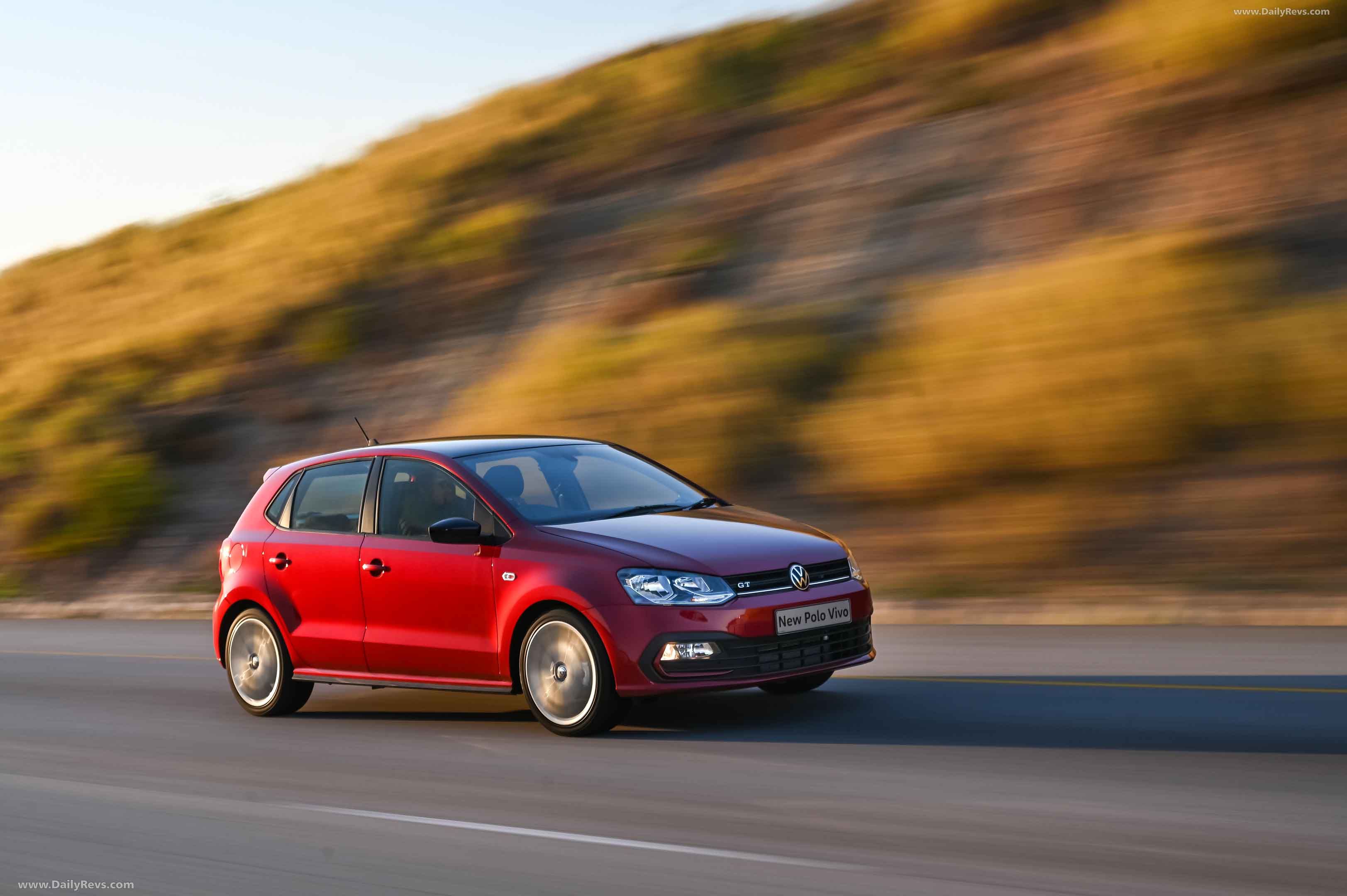 3246x2160 Volkswagen Polo Vivo GT HD Photo, Videos, Specs, Features & Price