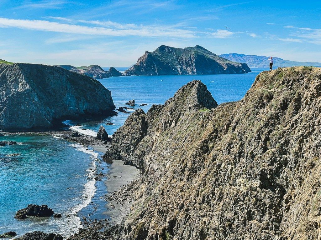 1024x768 California The Bird Filled Anacapa Island, Channel Islands NP
