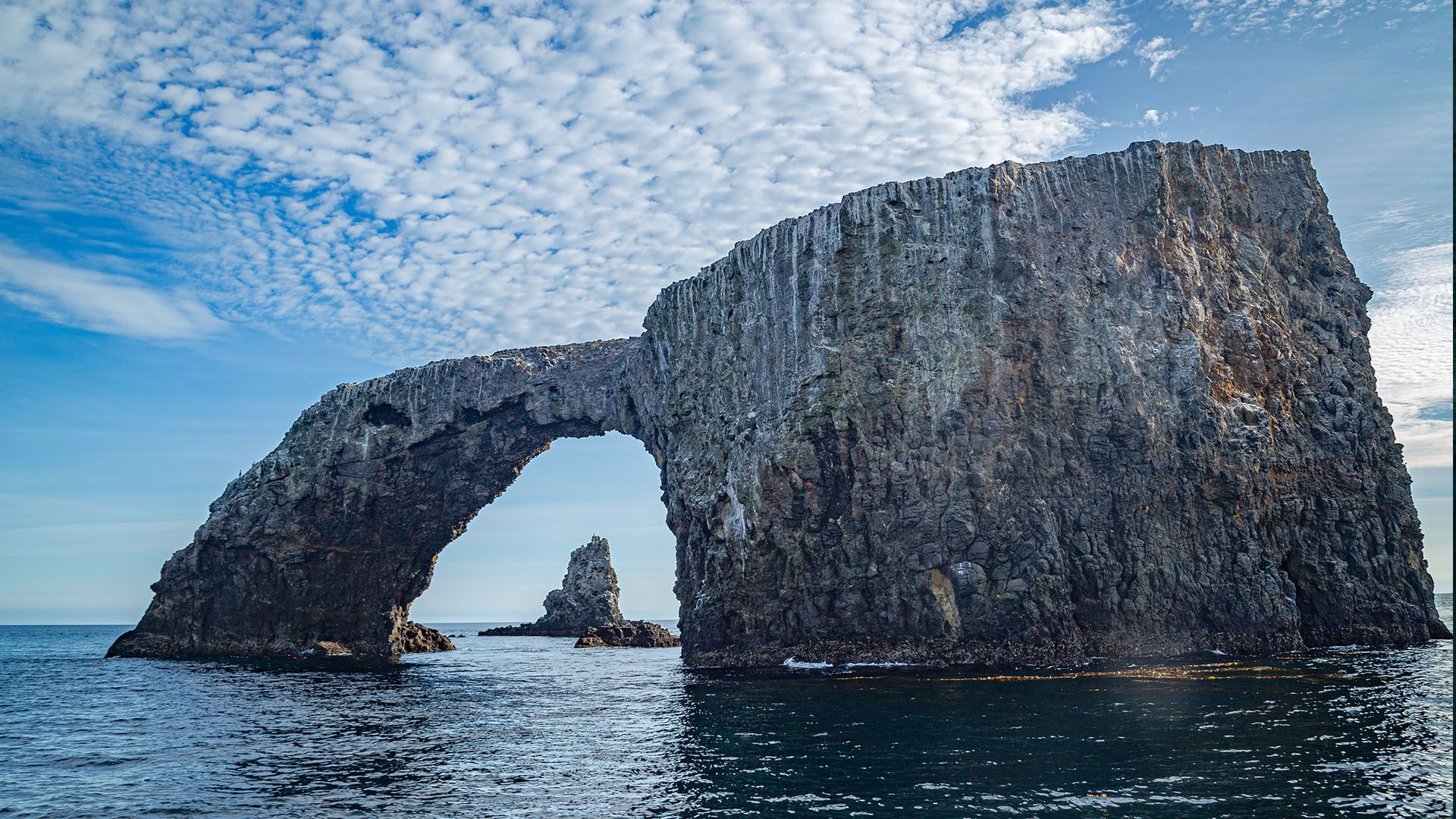 1920x1080 Anacapa Island arch rock, Channel Islands National Park, California, USA. Windows Spotlight Image