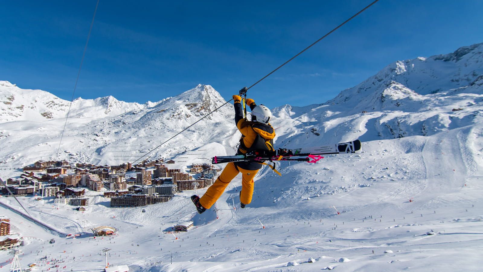 1600x900 Hotel and rentals in Val Thorens : A Destination Les Montagnettes