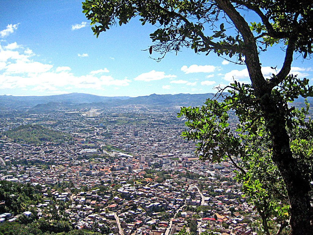 1024x768 Tegusigalpa, Honduras. A view of Tegucigalpa, Honduras from