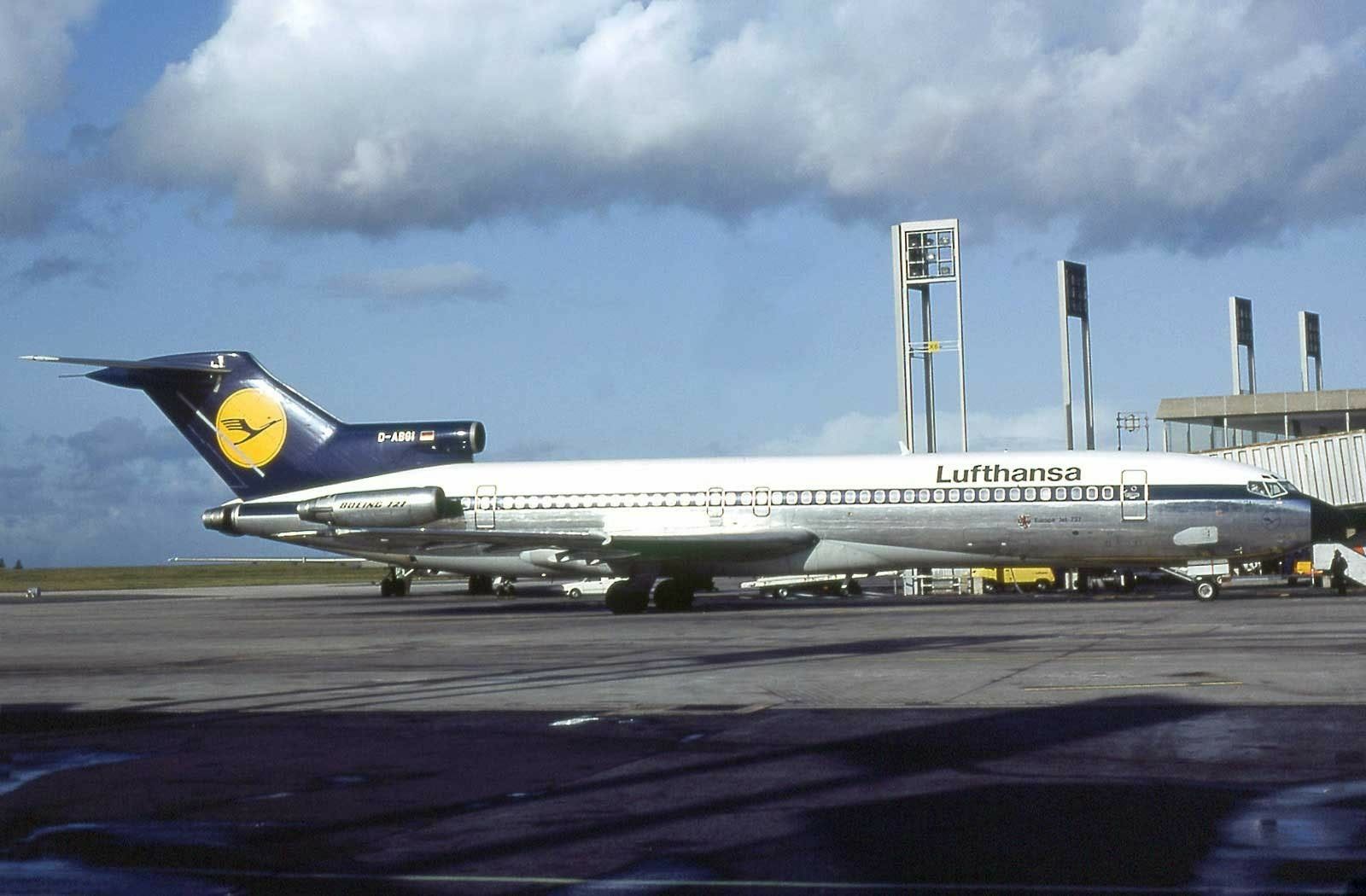 1600x1050 Download Vehicle Boeing 727 Wallpaperx1050