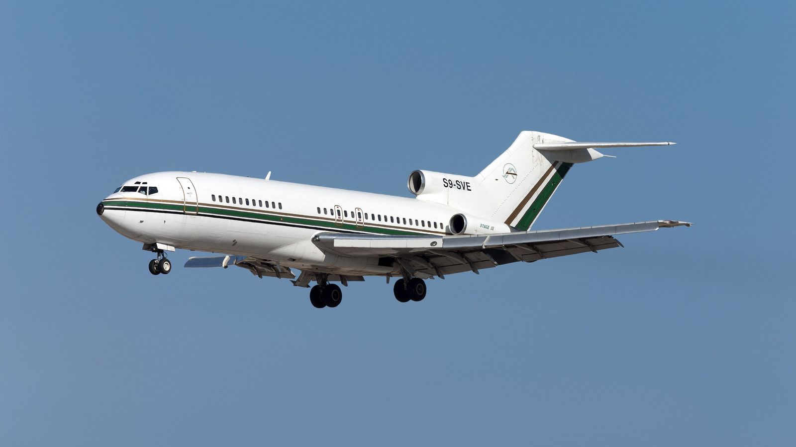 1600x900 What Was The Boeing 727 And What Made It Unique?