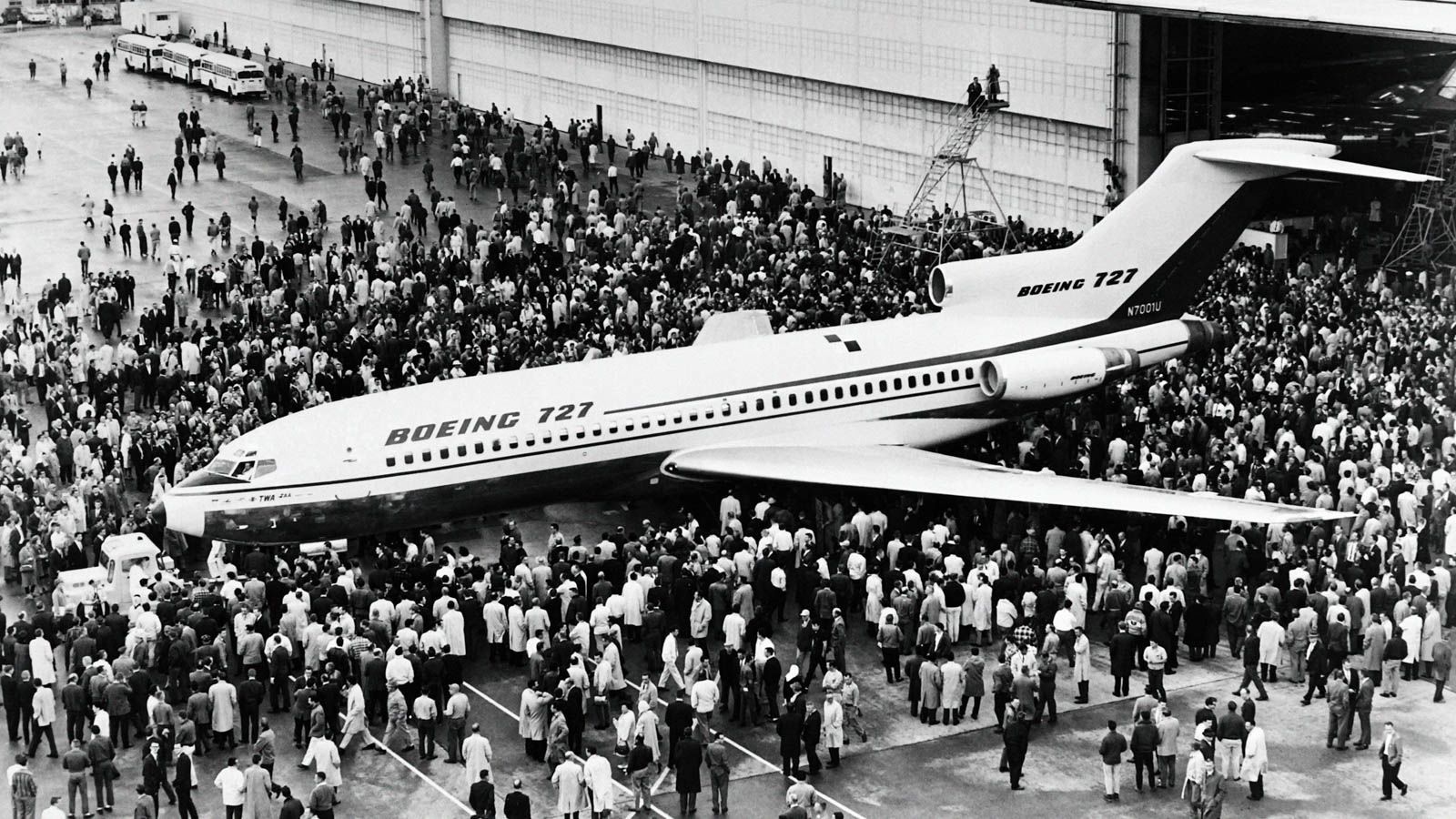 1600x900 Boeing's 727 makes last commercial passenger flight