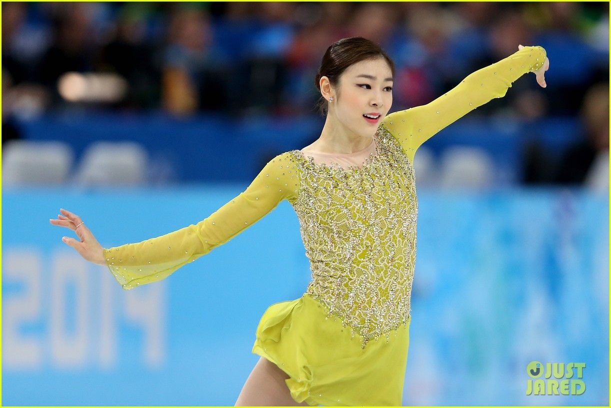 1222x817 Olympic Figure Skater Yuna Kim You Know She's Also a Singer!. Just Jared News, Entertainment News & Photo
