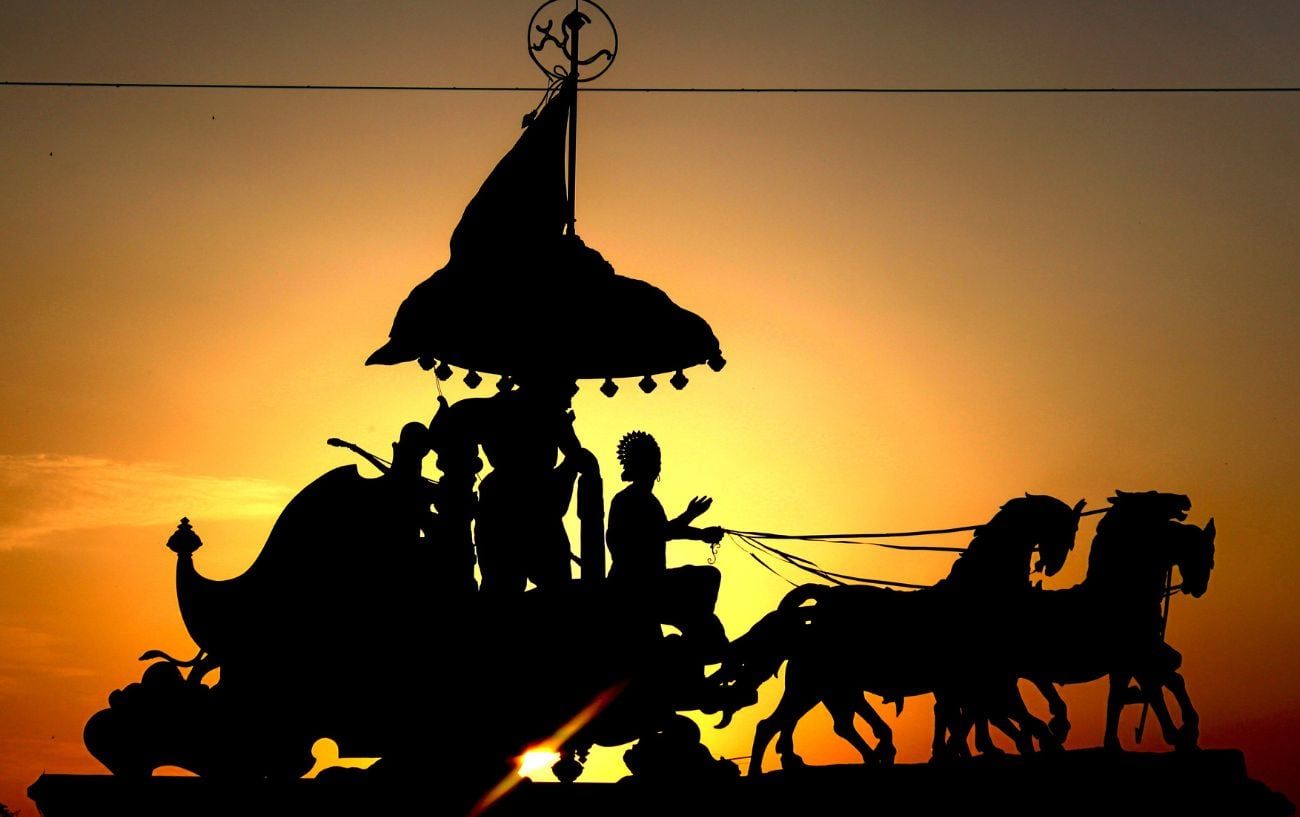 1300x817 Unveiling The Mahabharata (2026): 7 Lessons For The Modern Yogi