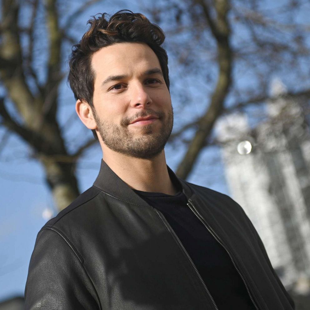 992x992 Skylar Astin reflects on success of 'Pitch Perfect' ahead of film's 10th anniversary
