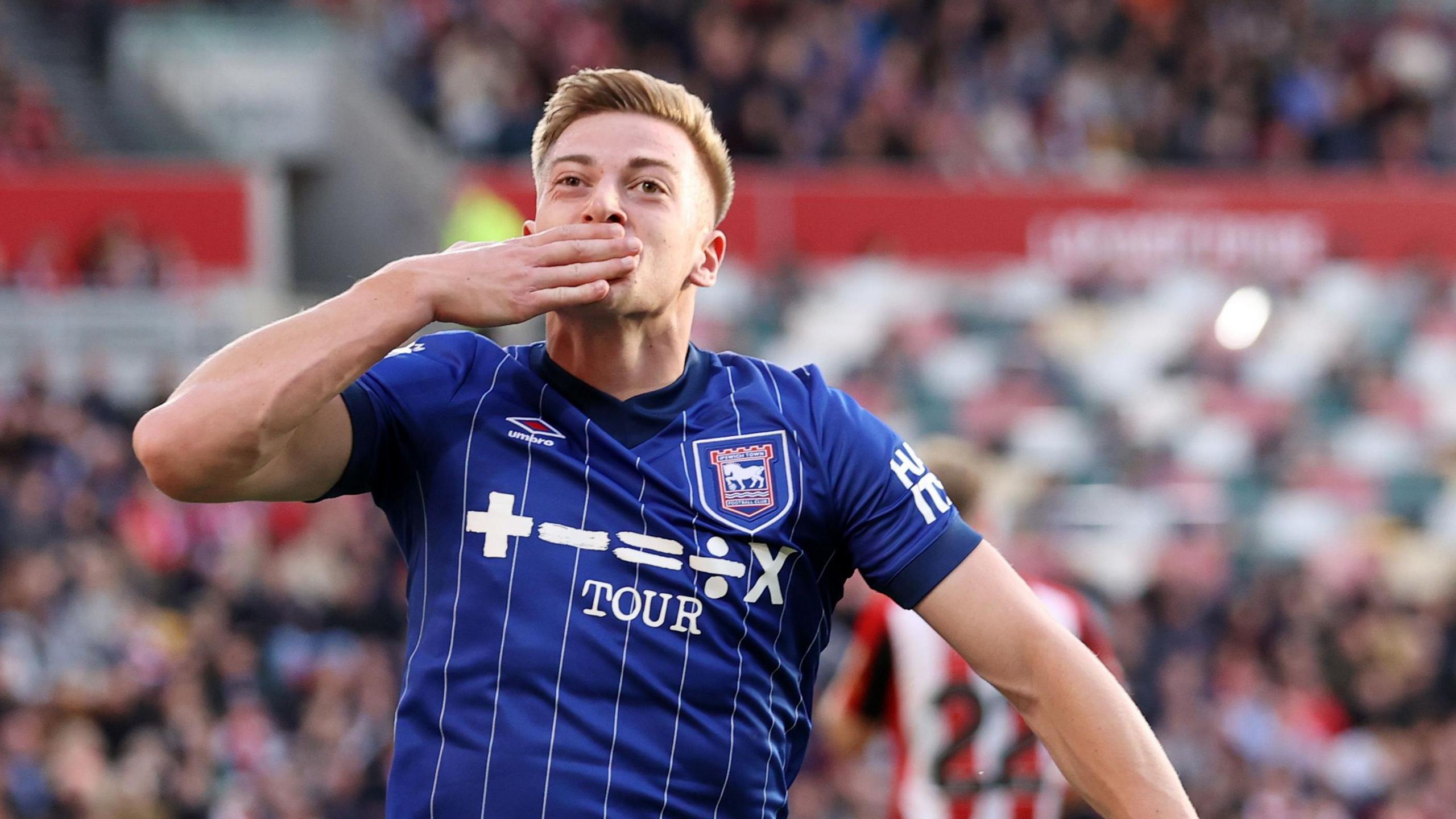2560x1440 Ipswich News: Liam Delap 'the Obvious Long Term Successor To Kane'