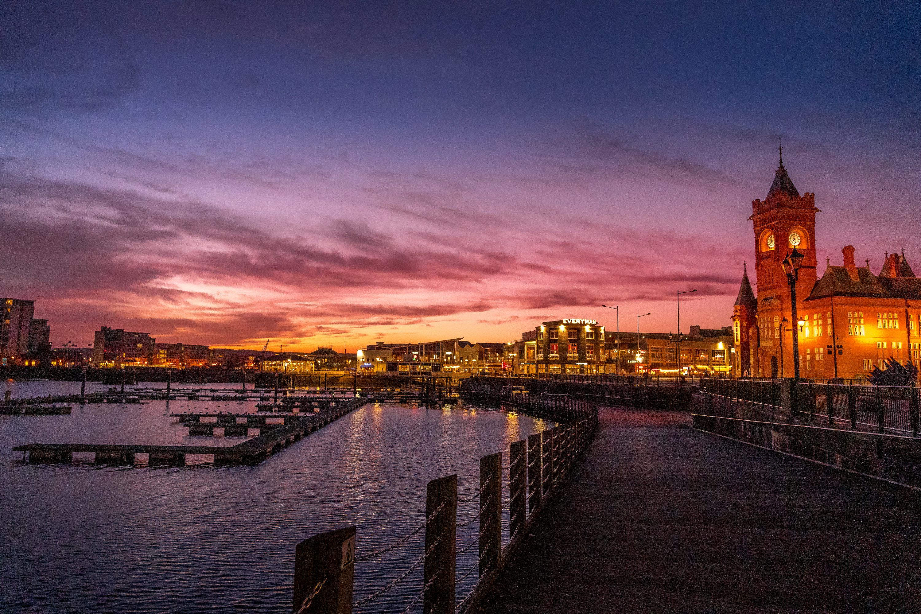 3000x2000 Cardiff Picture. Download Free Image
