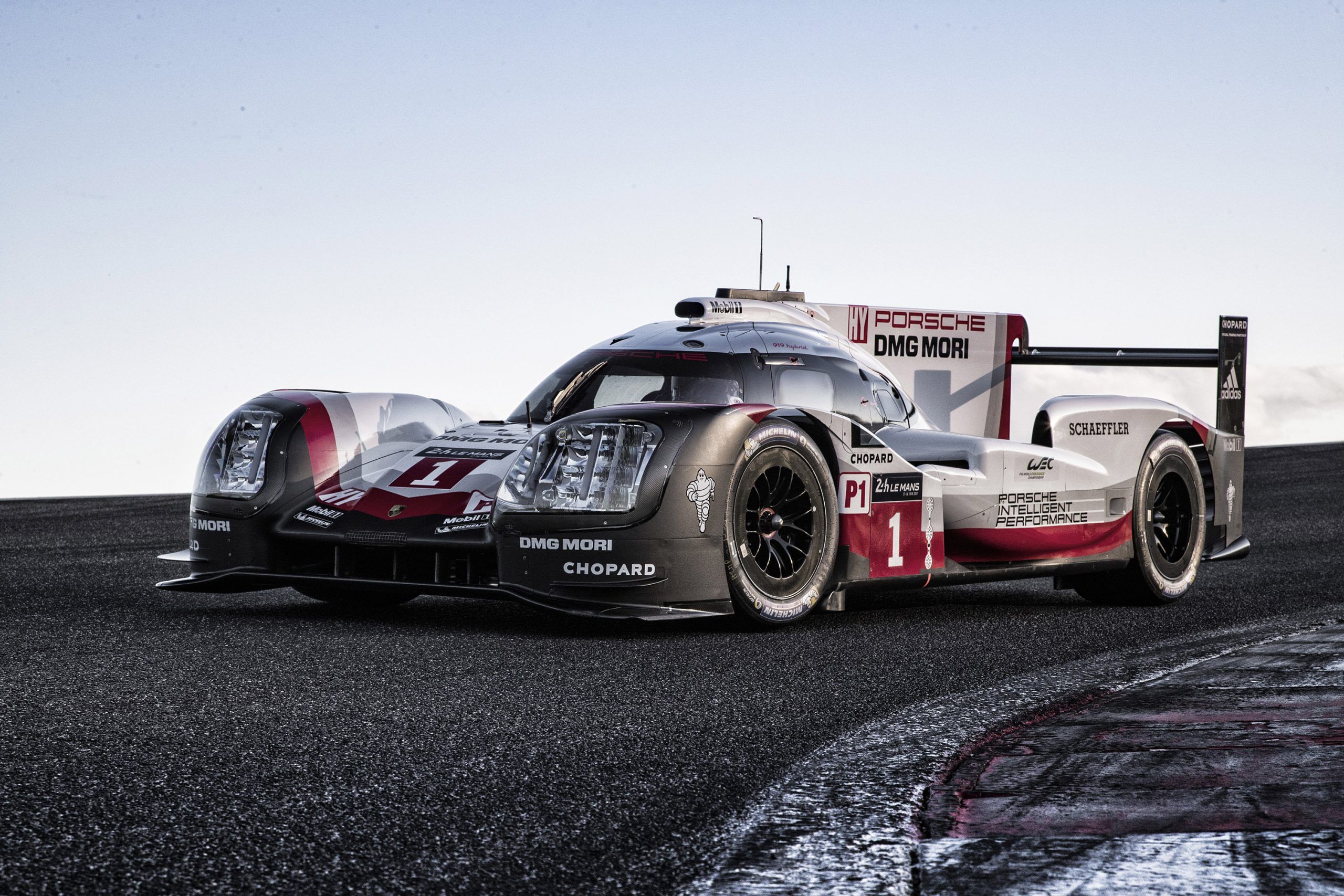 2560x1707 Porsche 919 Hybrid Wallpaper