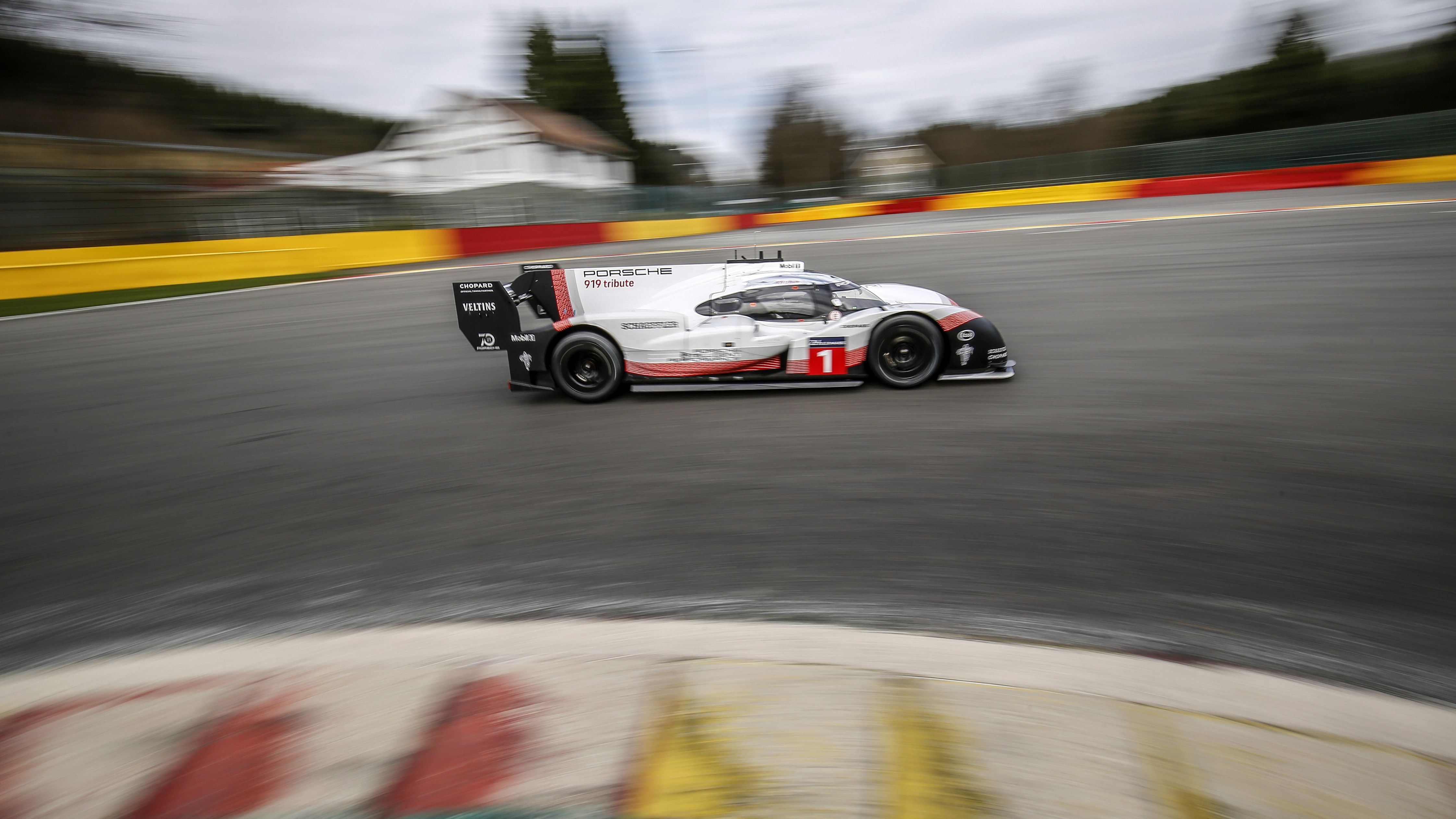 4488x2524 The Porsche 919 Evo is faster than an F1 car