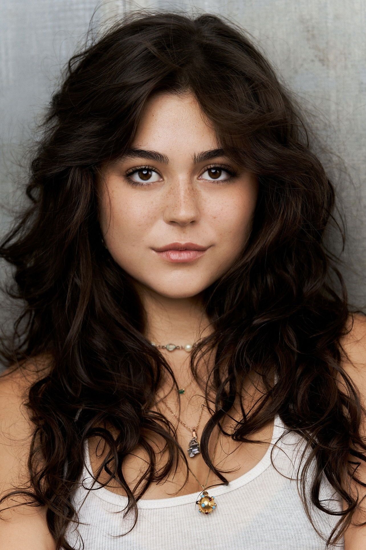 1284x1926 Mika Abdalla Image