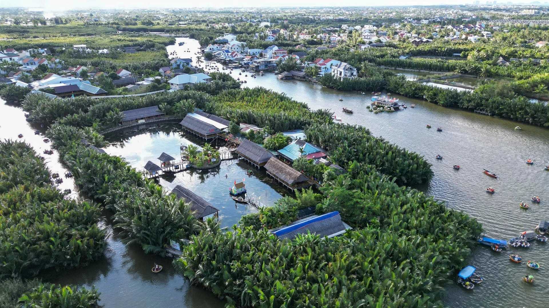1920x1080 Cam Thanh Village