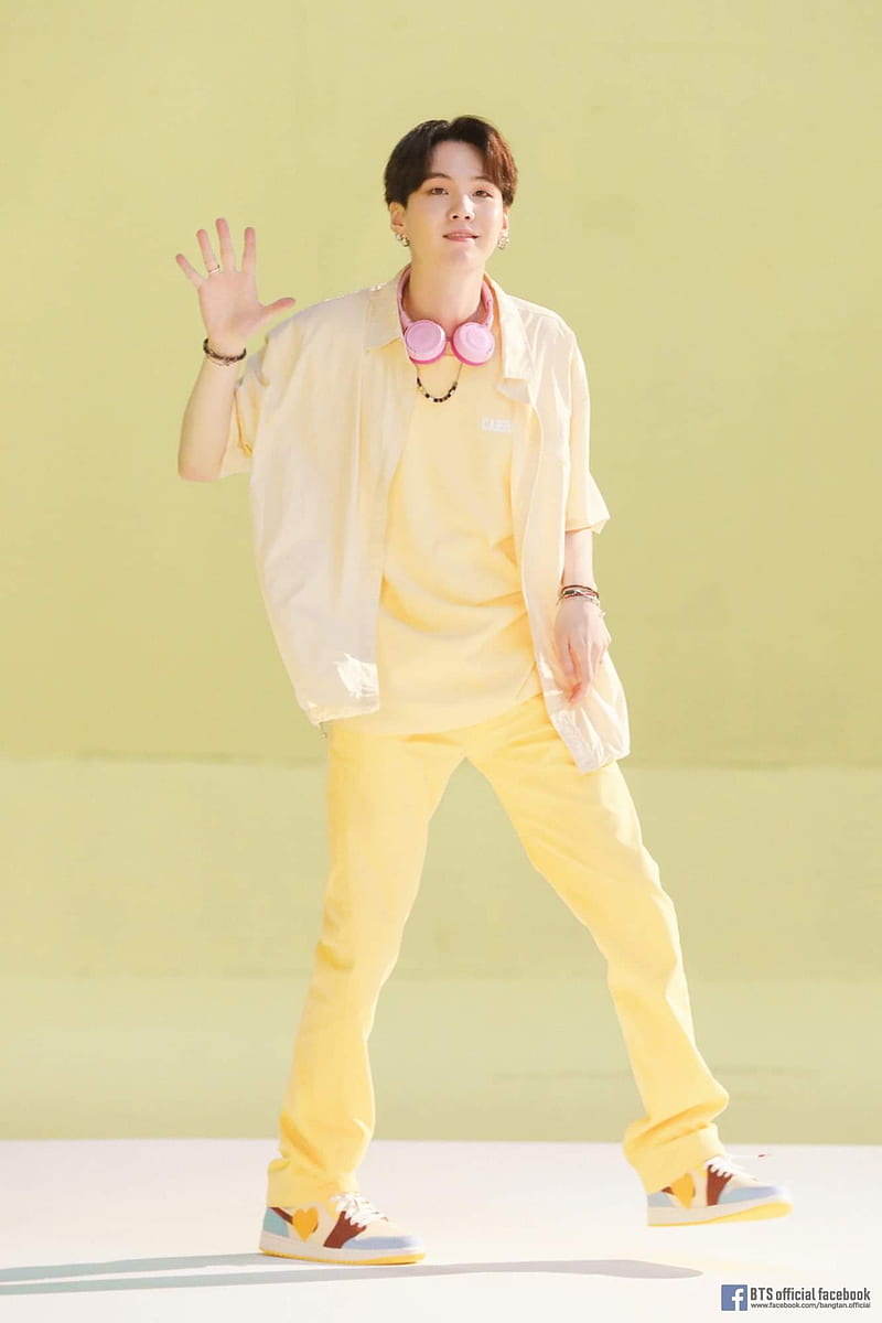 800x1200 Yoongi, bangtan, bts suga, bts yoongi, dynamite, suga, suga, yoongi, HD phone wallpaper