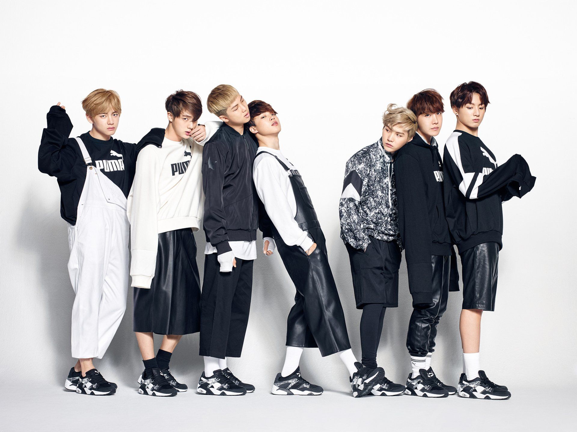 1920x1439 BTS HD Wallpaper: Captivating Moments with Bangtan Boysx1499