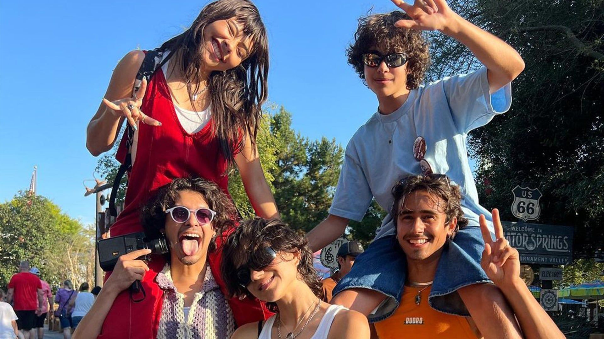 1920x1080 Xochitl Gomez, Xolo Maridueña, Sasha Calle and Michael Cimino Enjoy Day Out at Disneyland!