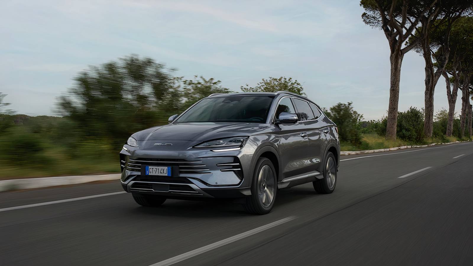1600x900 New Plug In Hybrid SUV From China Claims To Have 684 Miles Of Range