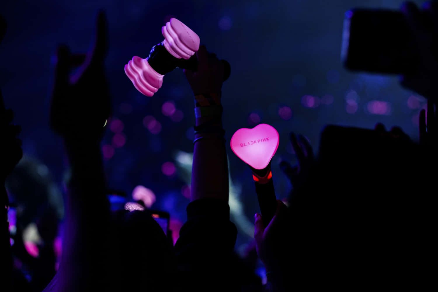 1500x1000 Download Black Pink Light Stick For Concert Picture