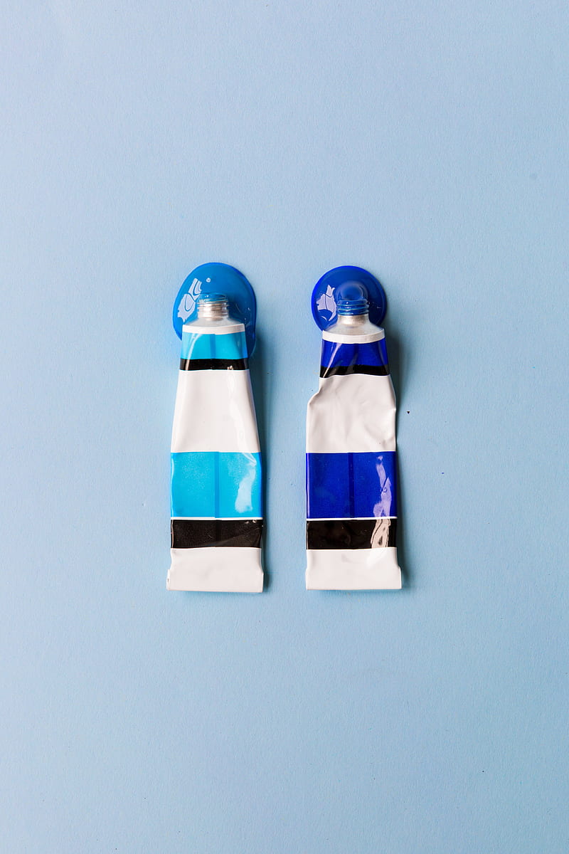 800x1200 HD paint tubes wallpaper