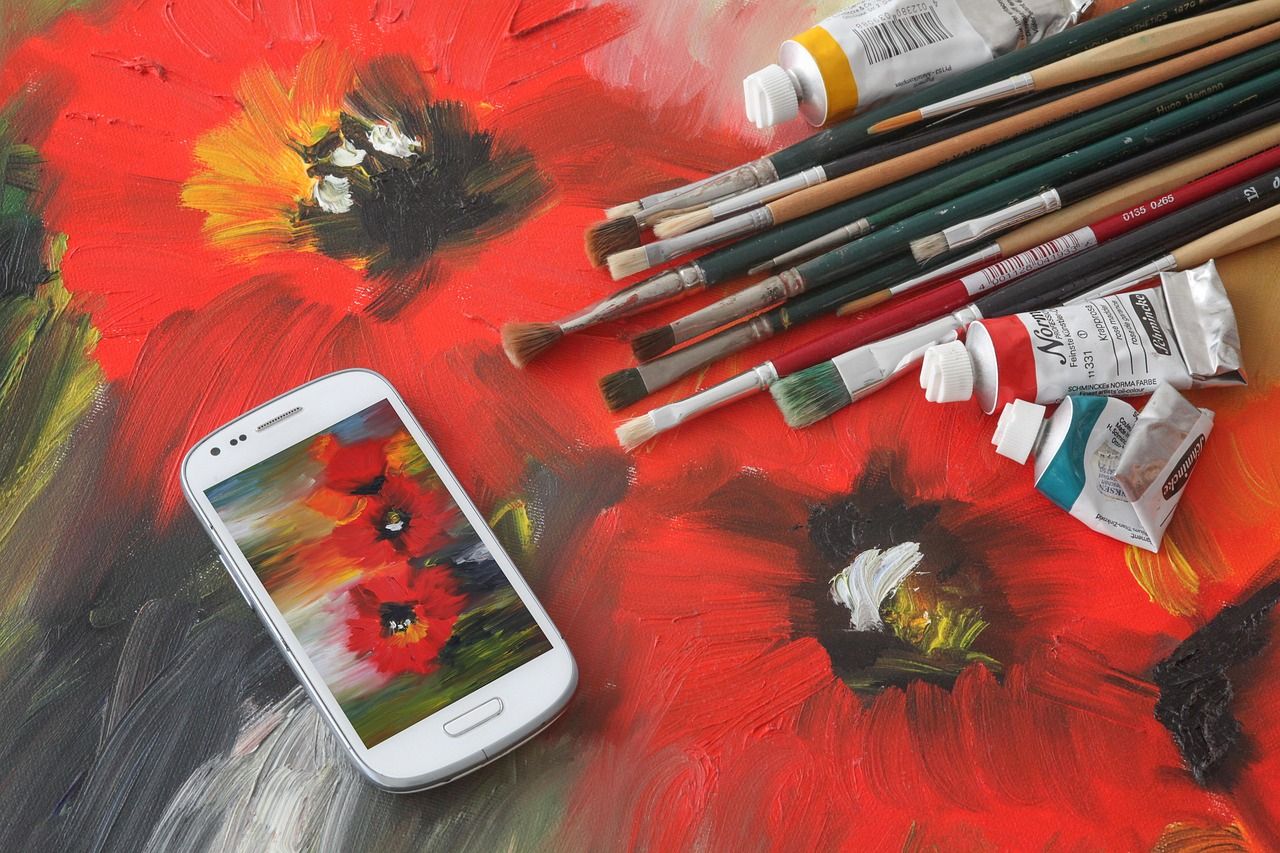 1280x853 Oil Painting Smartphone Tubes