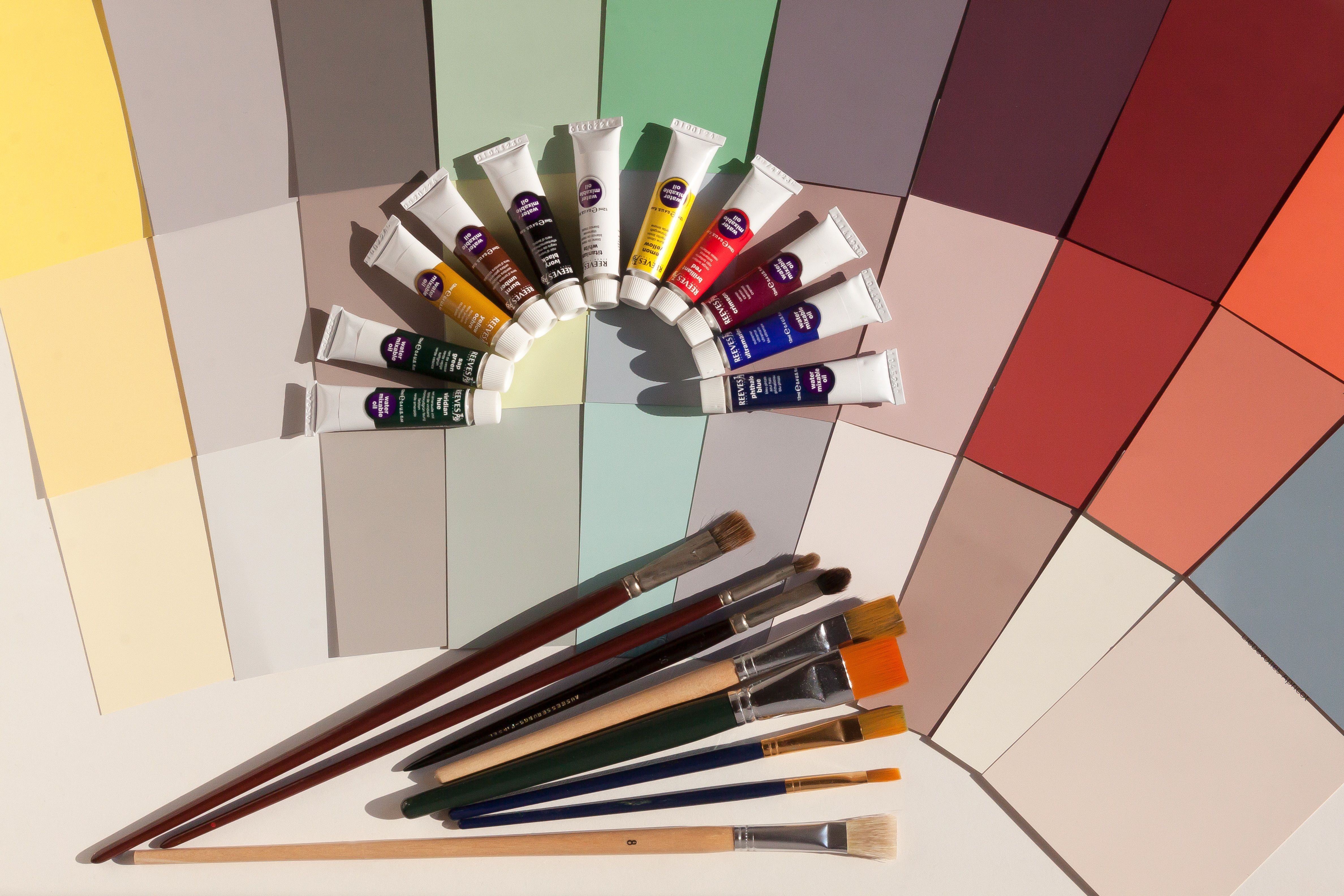 4752x3168 Assorted Color Paints And Paint Brushes · Free