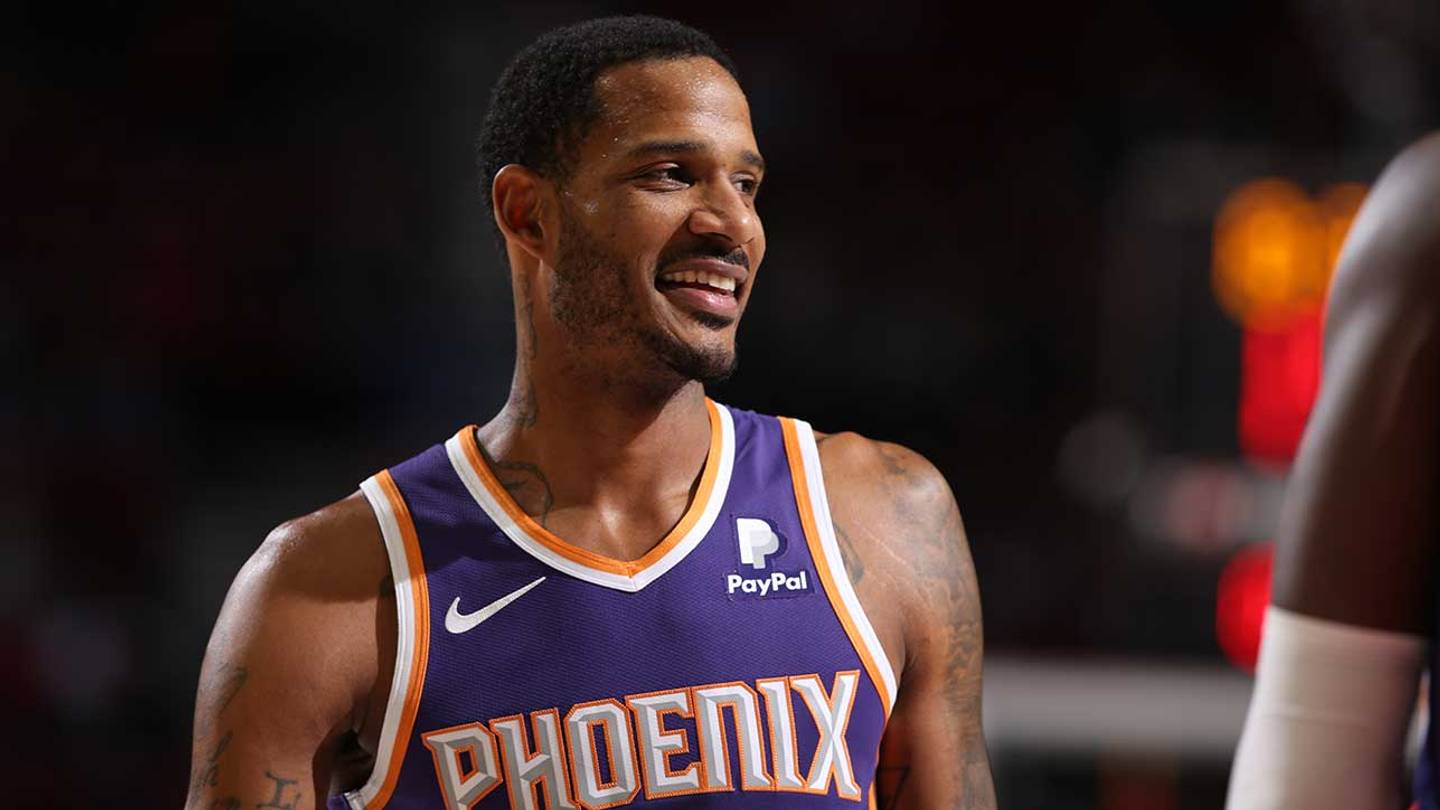 1440x810 Should The Lakers Give Up A First Rounder For Trevor Ariza?