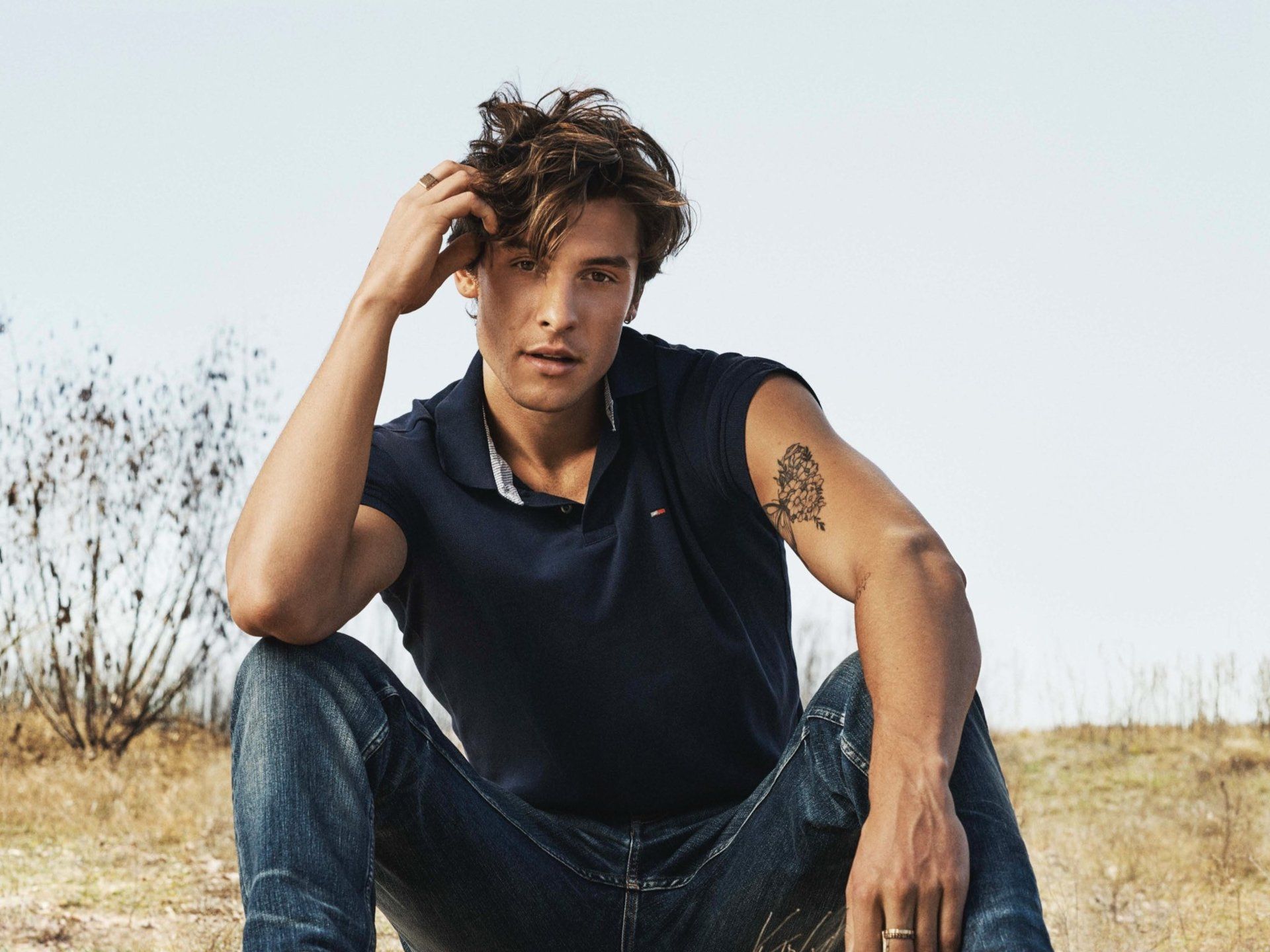 1920x1440 Acoustic Heartthrob