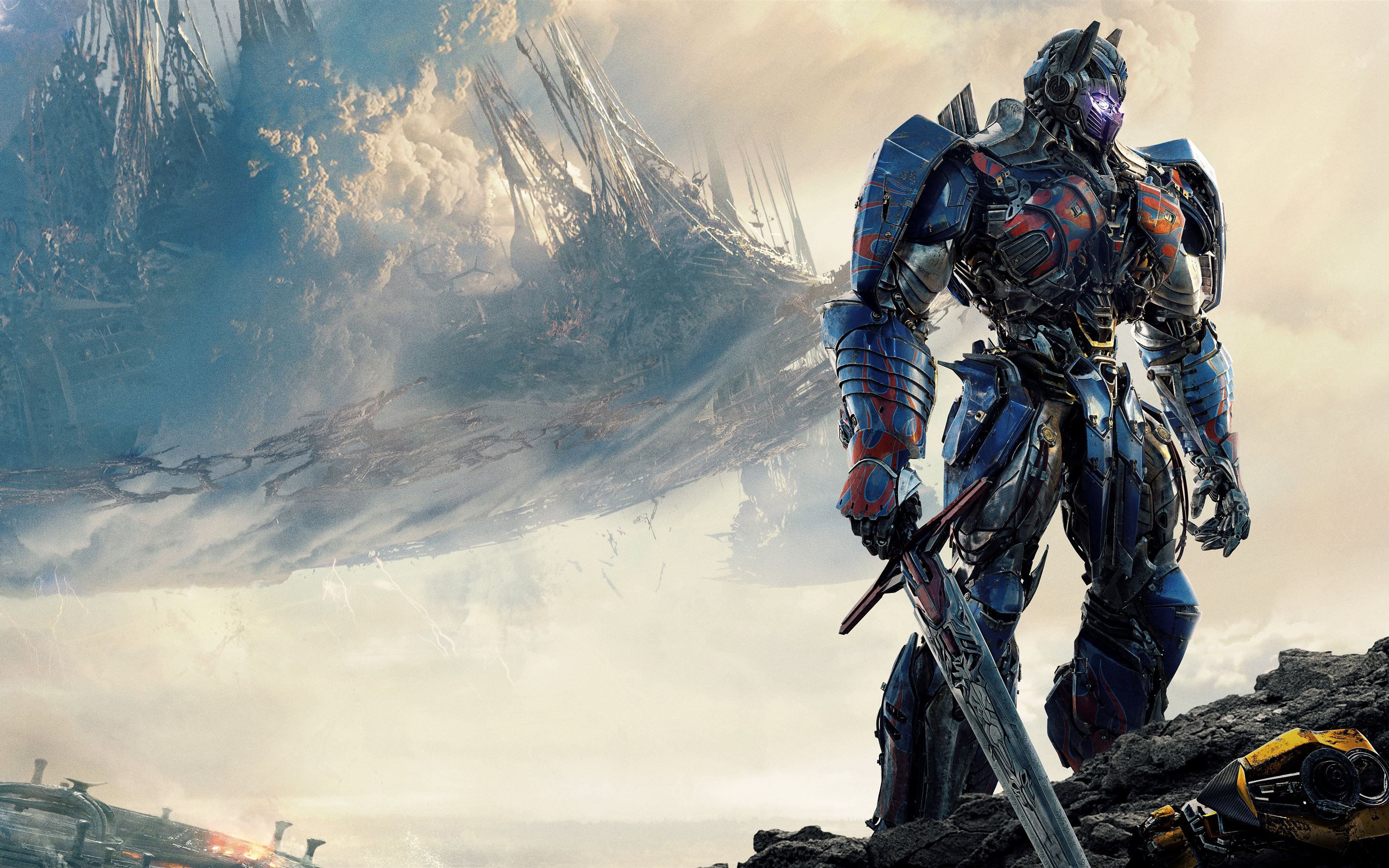 2880x1800 optimus prime transformers the last knight 5k MacBook Air Wallpaper Download